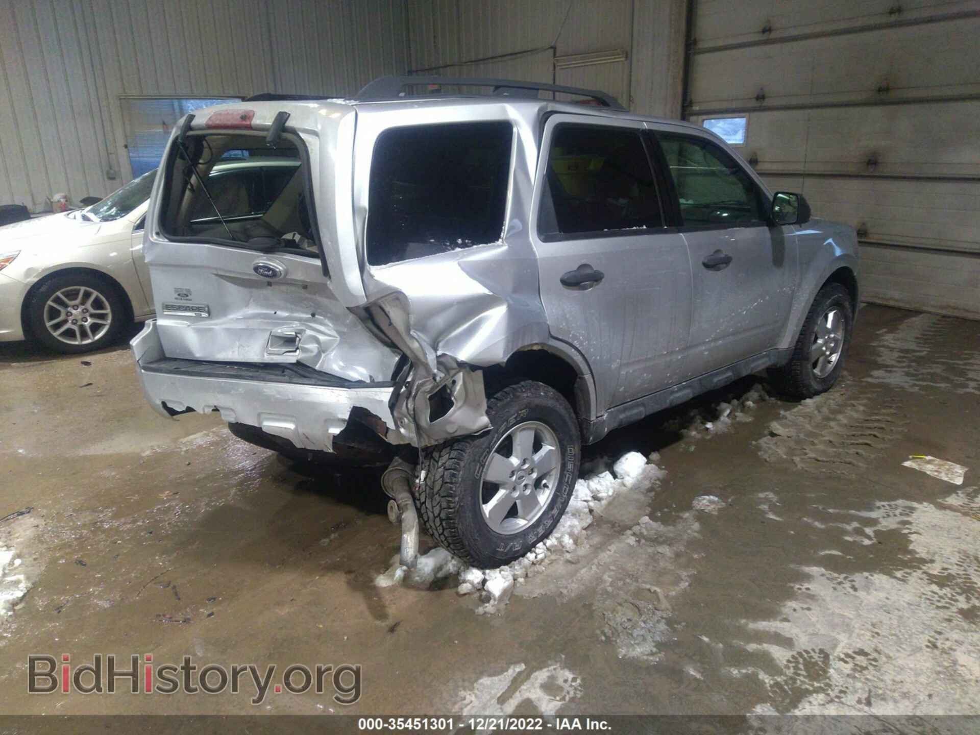 2012 FORD ESCAPE - VIN: 1FMCU9DG4CKC70852 - Фото 4