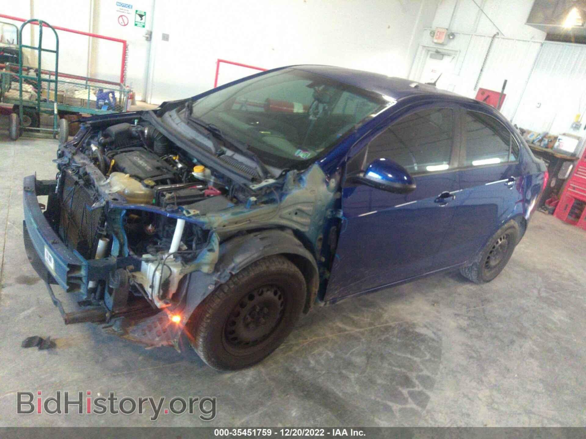 2014 CHEVROLET SONIC - VIN: 1G1JA5SG7E4118533 - Фото 2