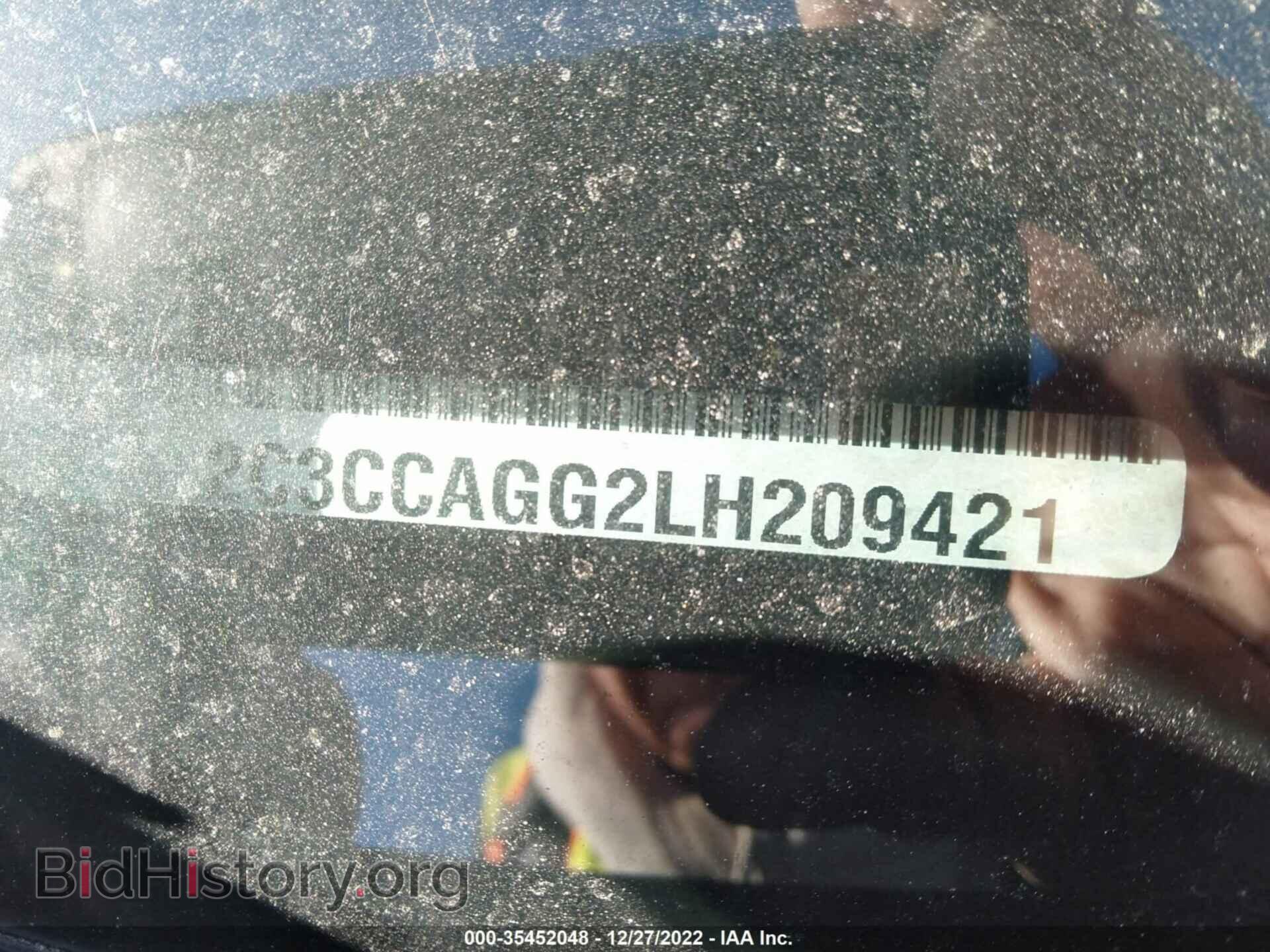 2020 CHRYSLER 300 - VIN: 2C3CCAGG2LH209421 - Photo 9