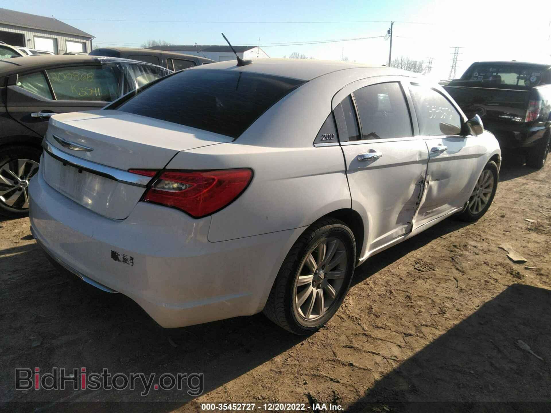 2013 CHRYSLER 200 - VIN: 1C3CCBCG3DN573335 - Фото 4