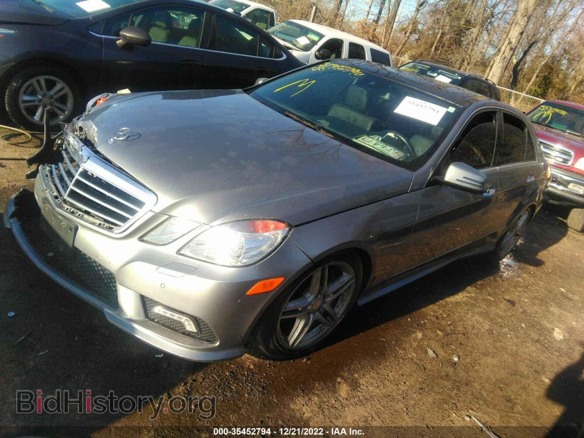 2011 MERCEDES-BENZ E-CLASS - VIN: WDDHF9AB6BA267362 - Фото 2