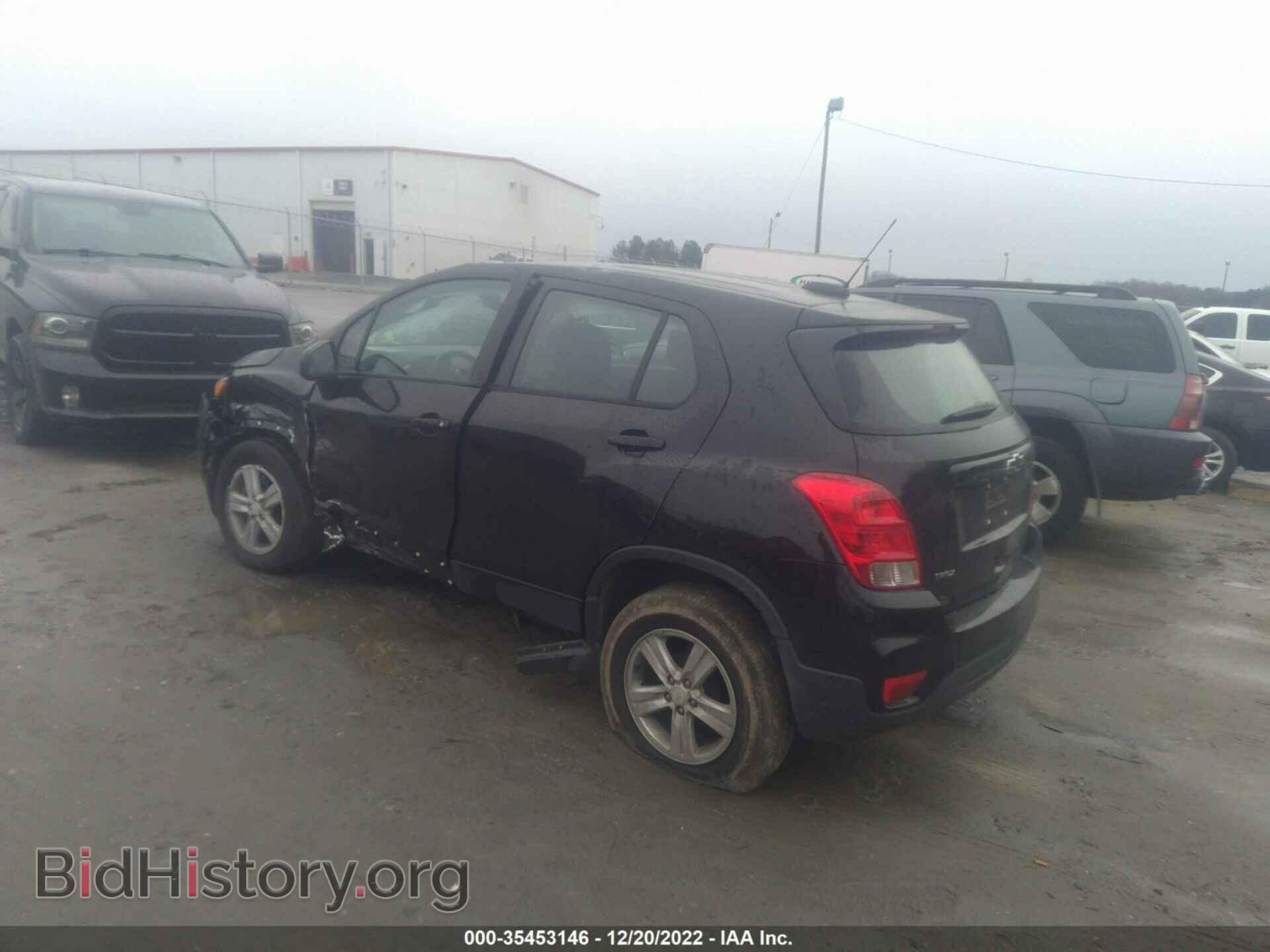 2020 CHEVROLET TRAX - VIN: 3GNCJKSB0LL289450 - Фото 3