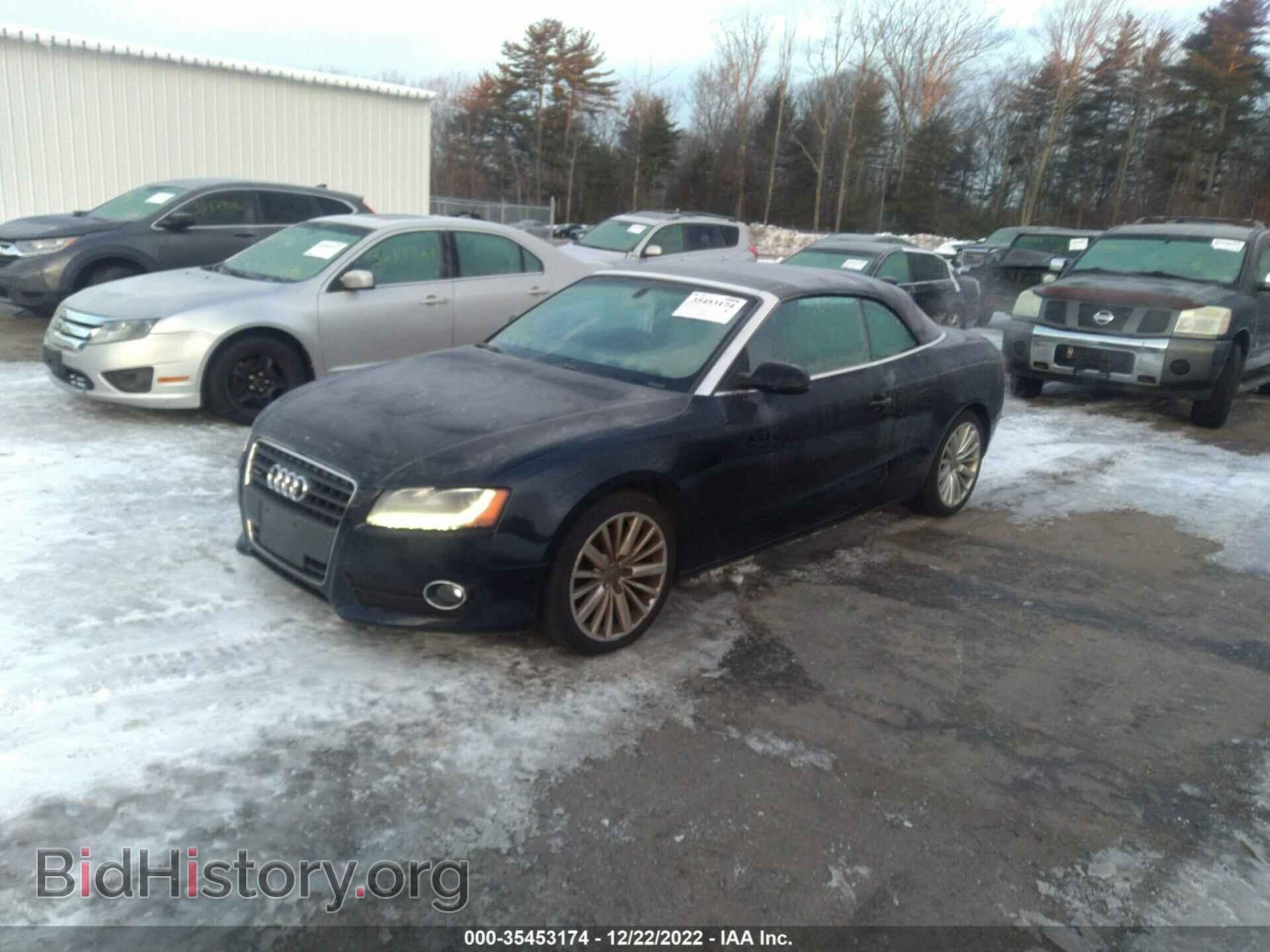 2011 AUDI A5 - VIN: WAULFAFH2BN014225 - Фото 2