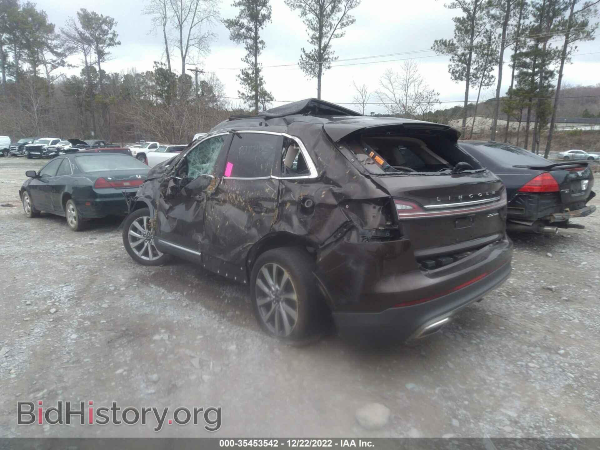 2019 LINCOLN NAUTILUS - VIN: 2LMPJ8K92KBL24722 - Photo 3