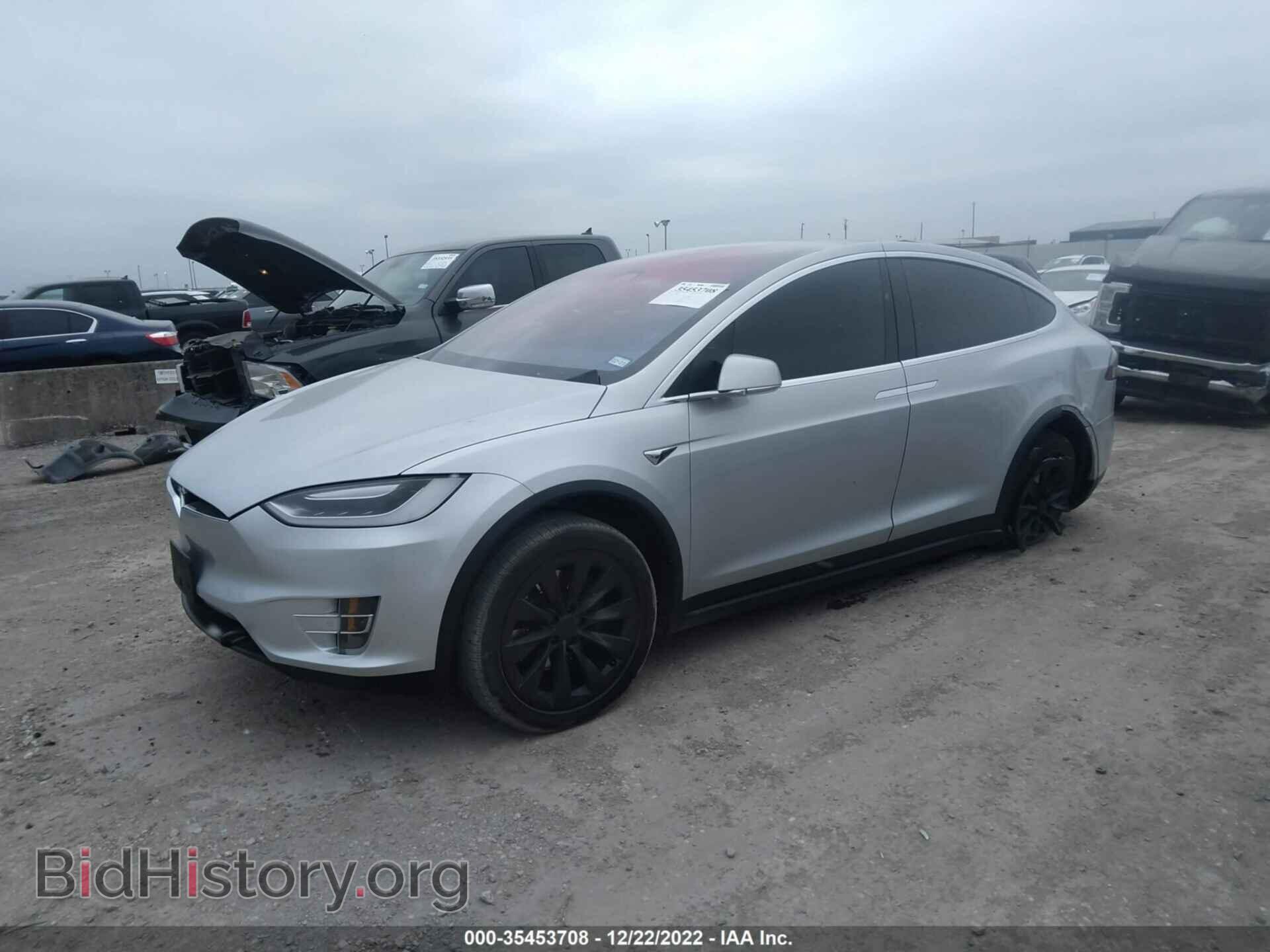 2017 TESLA MODEL X - VIN: 5YJXCBE23HF060623 - Photo 2