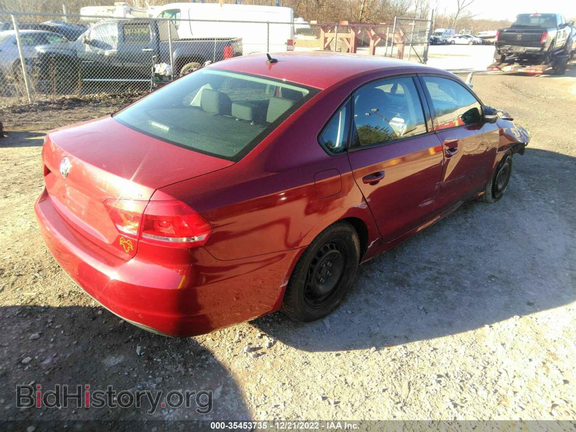 2015 VOLKSWAGEN PASSAT - VIN: 1VWAT7A37FC048242 - Фото 4