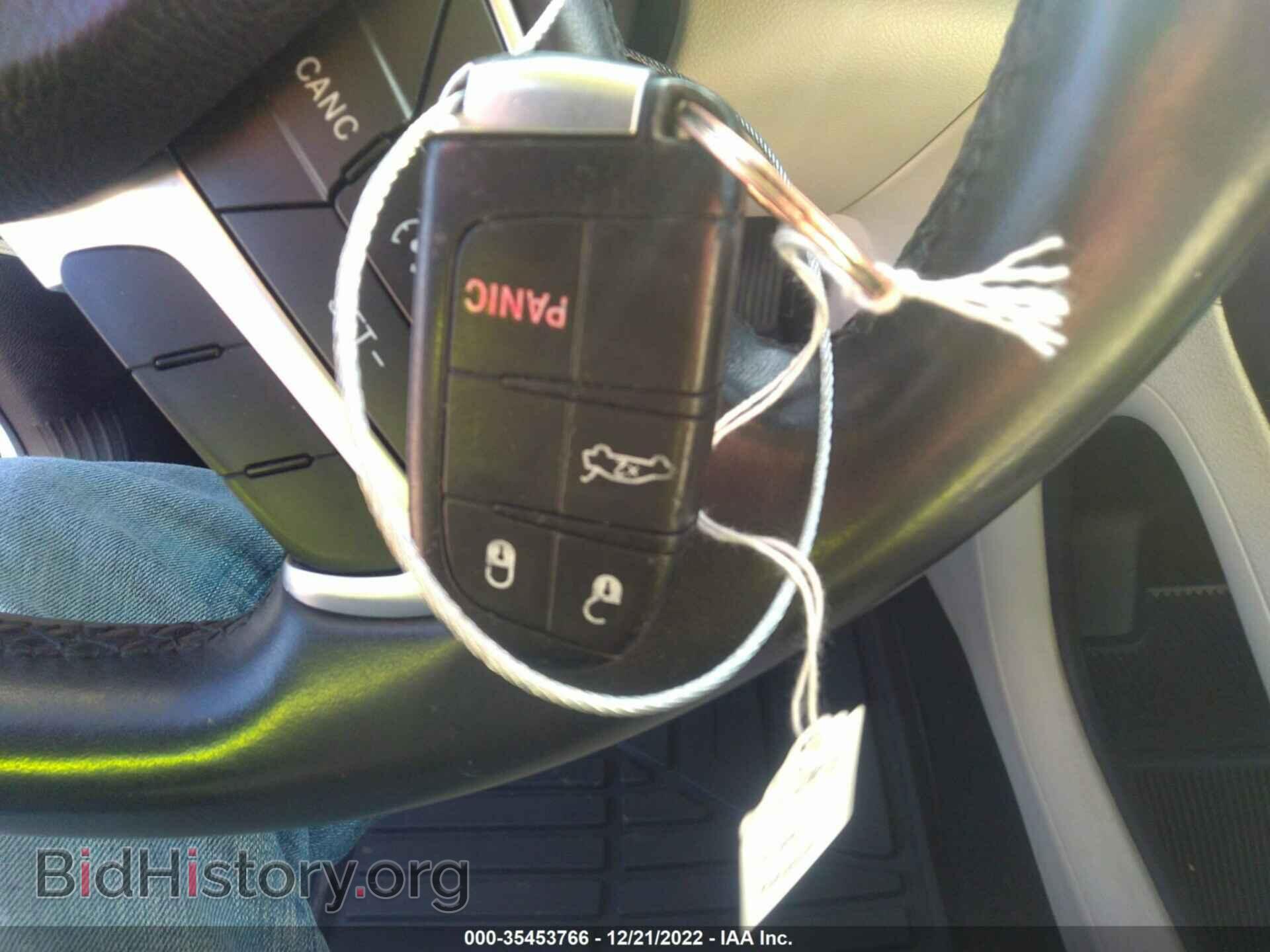 2015 CHRYSLER 200 - VIN: 1C3CCCAB9FN633456 - Фото 11