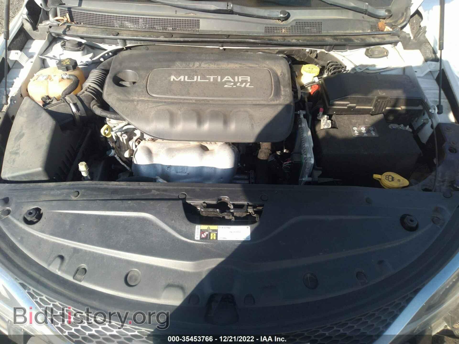 2015 CHRYSLER 200 - VIN: 1C3CCCAB9FN633456 - Фото 10