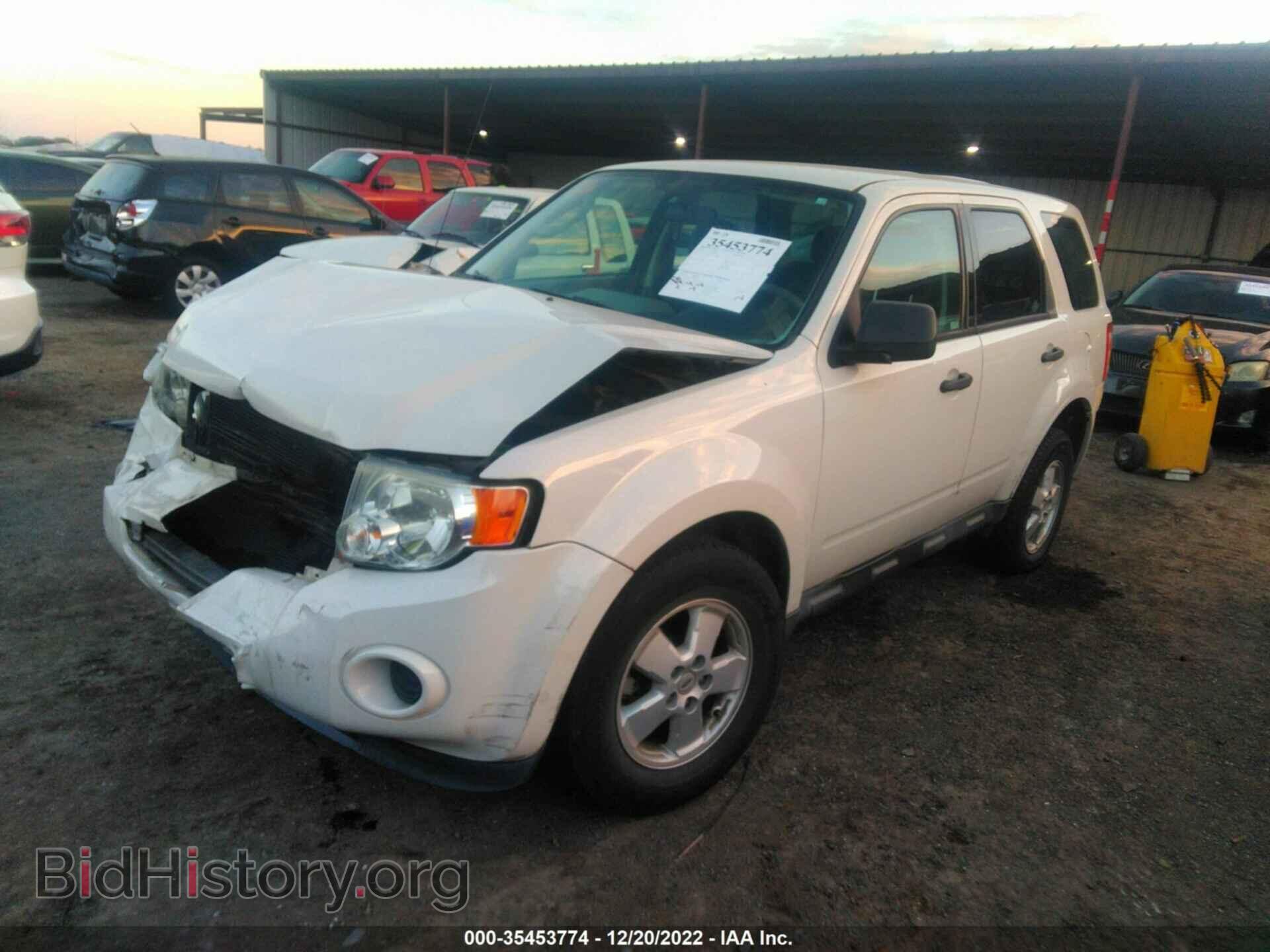 2012 FORD ESCAPE - VIN: 1FMCU0C74CKC67950 - Фото 2