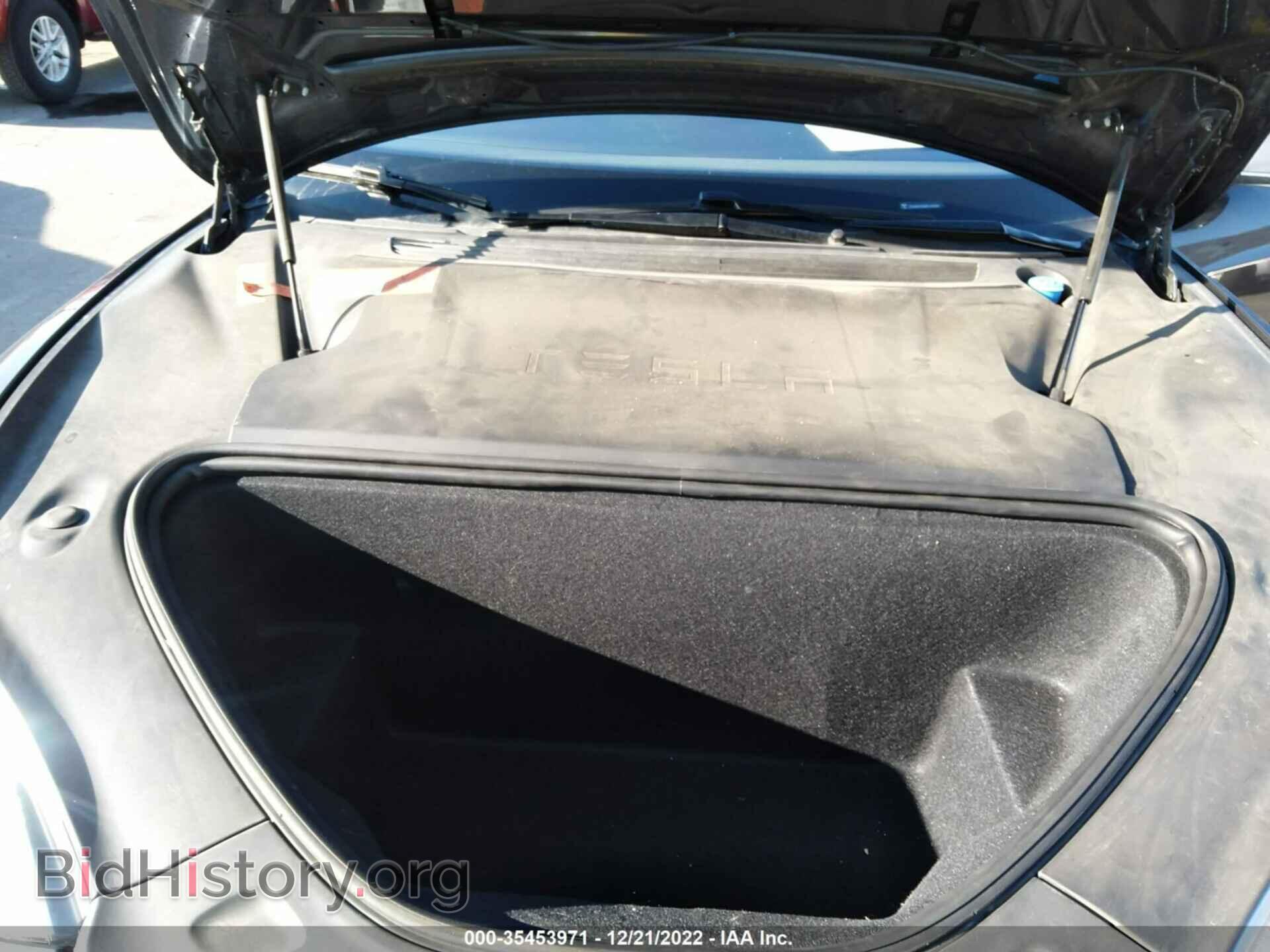 2016 TESLA MODEL S - VIN: 5YJSA1E28GF145109 - Фото 10