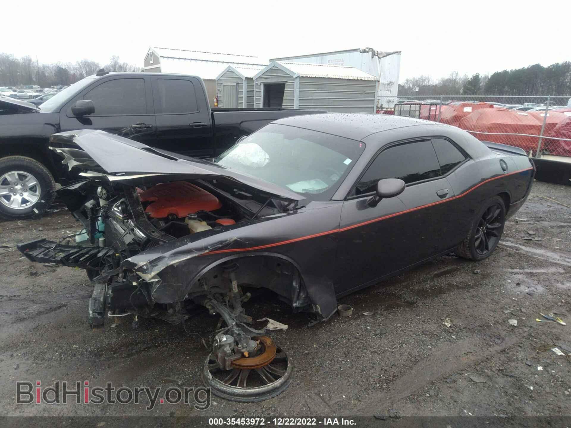 2018 DODGE CHALLENGER - VIN: 2C3CDZAG1JH216944 - Photo 2