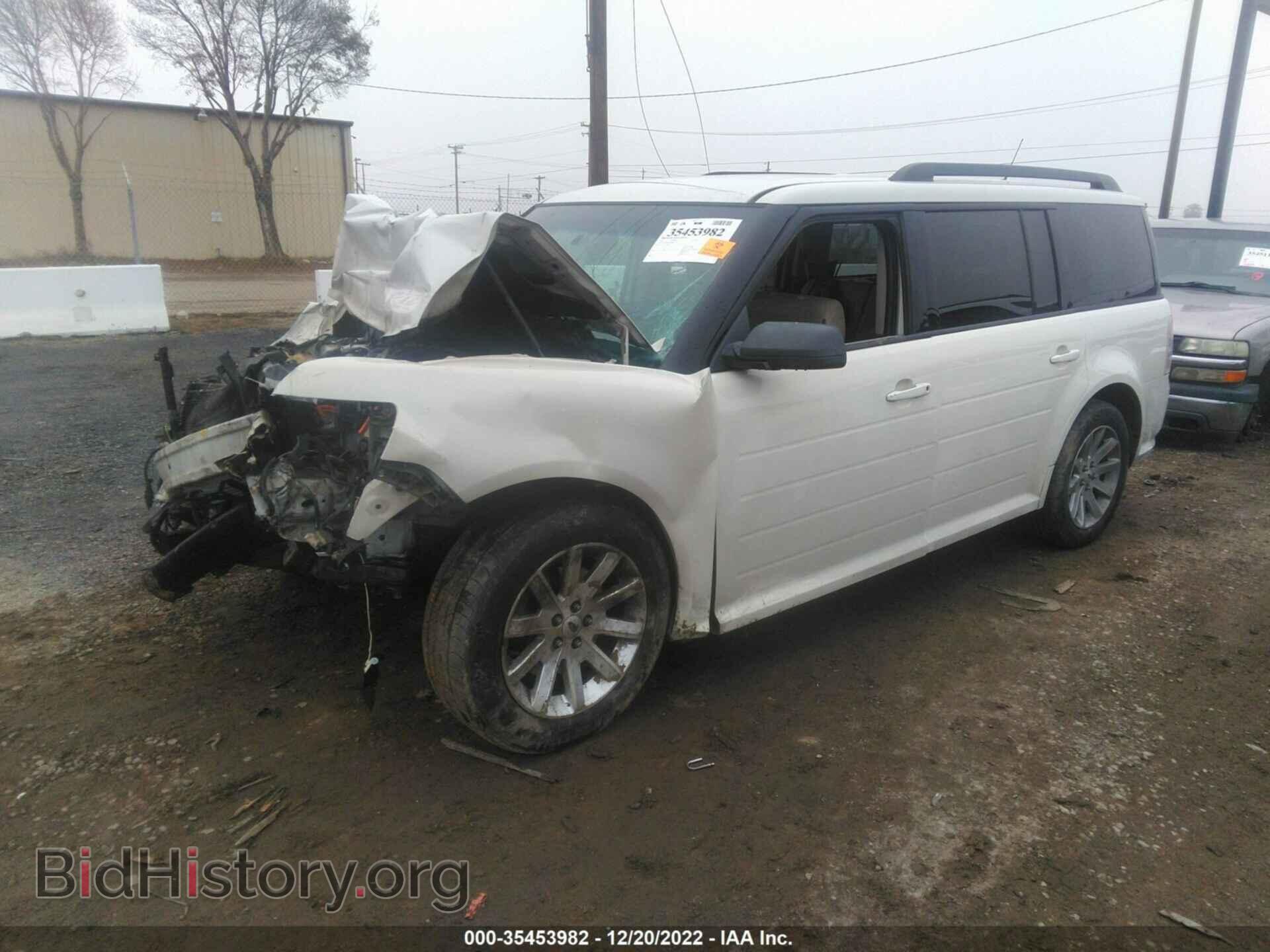 2011 FORD FLEX - VIN: 2FMGK5BC8BBD07703 - Photo 2