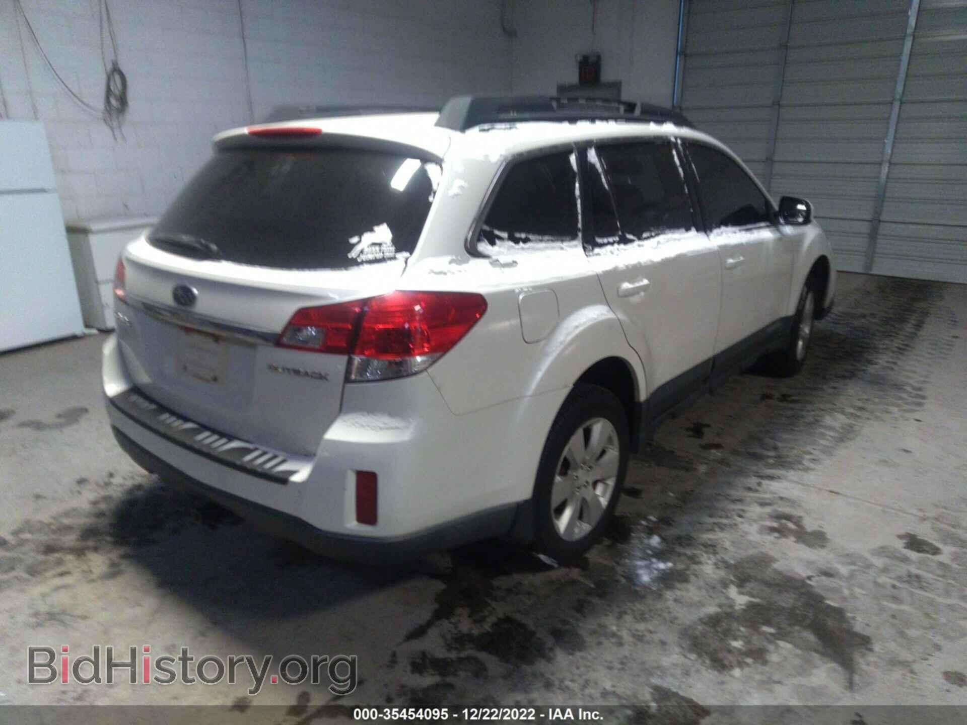 2011 SUBARU OUTBACK - VIN: 4S4BRCCC8B3380255 - Фото 4