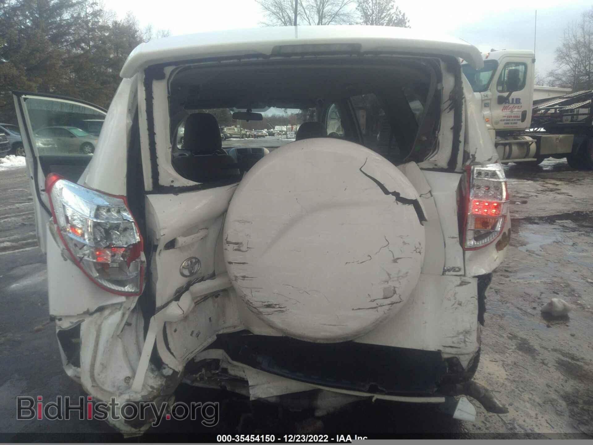 2011 TOYOTA RAV4 - VIN: 2T3BF4DV0BW170944 - Фото 6