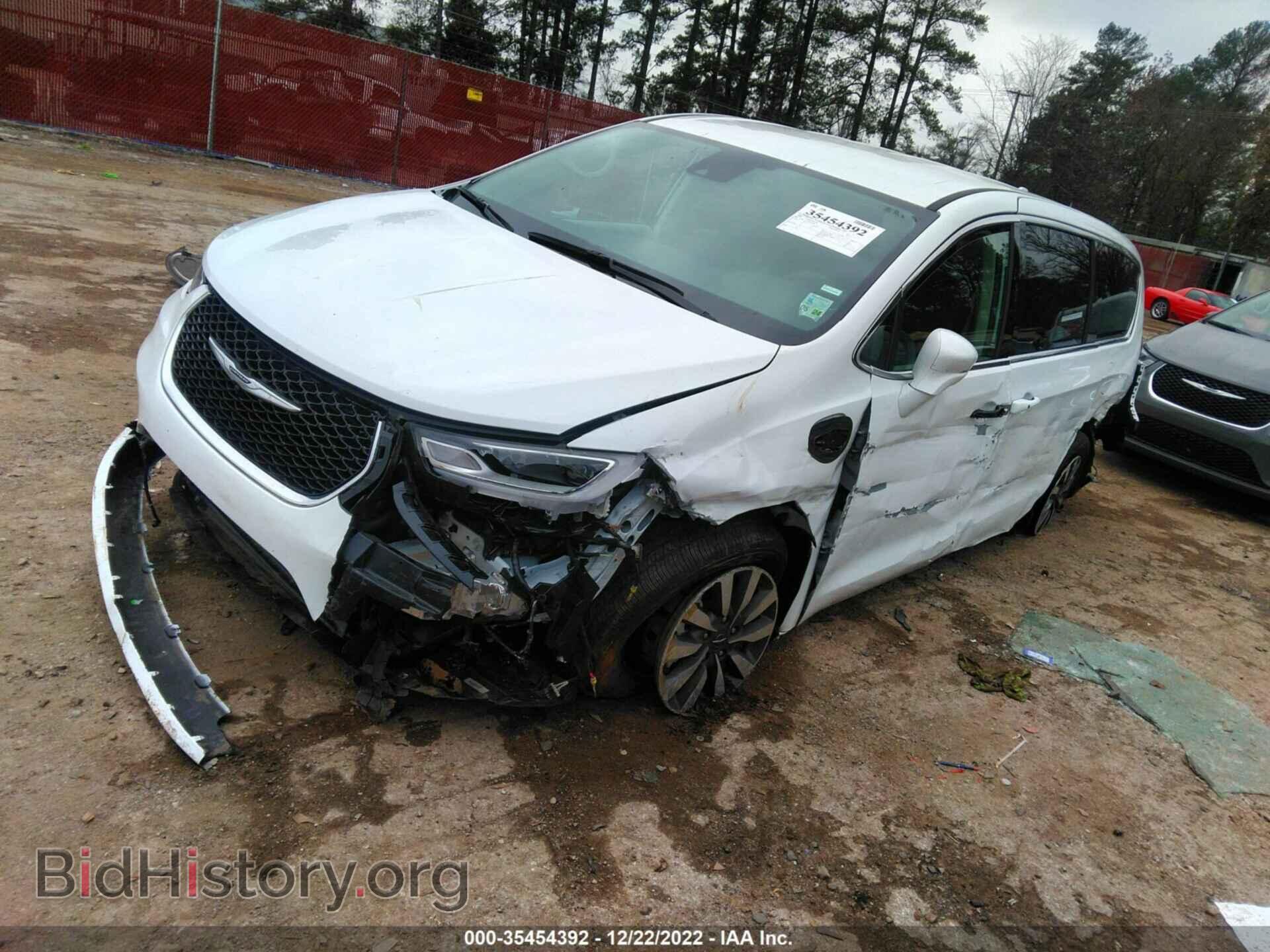 2022 CHRYSLER PACIFICA - VIN: 2C4RC1L7XNR173681 - Фото 2