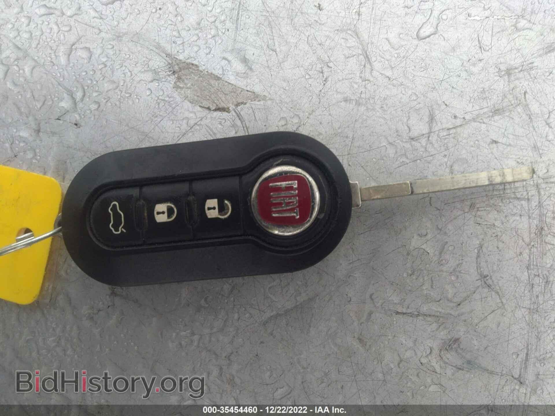 2013 FIAT 500 - VIN: 3C3CFFDR2DT647567 - Photo 11