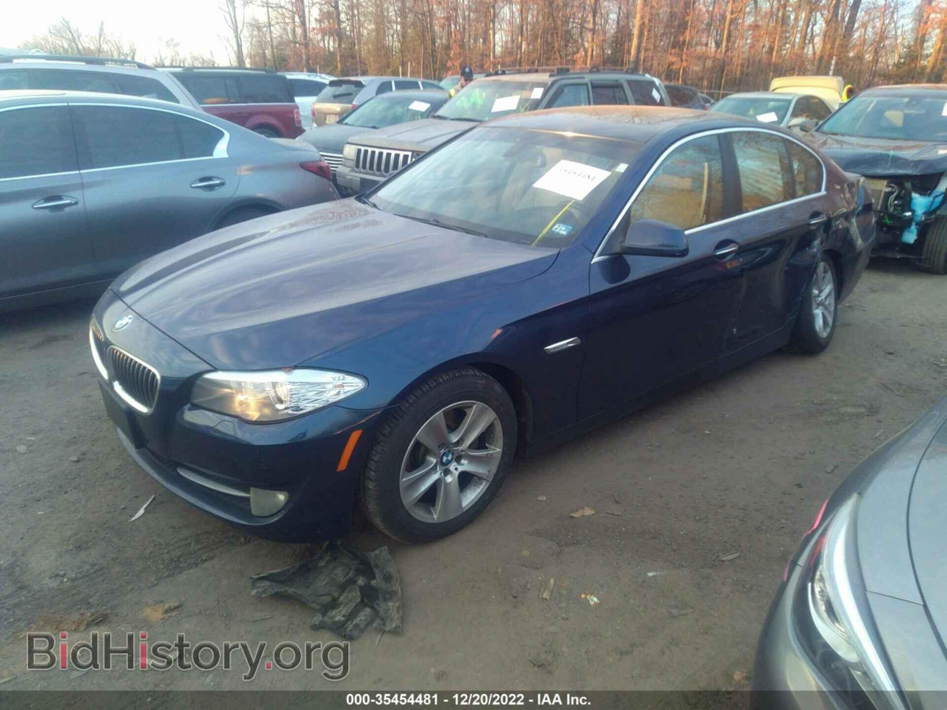 2011 BMW 5 SERIES - VIN: WBAFR1C56BDS36366 - Фото 2