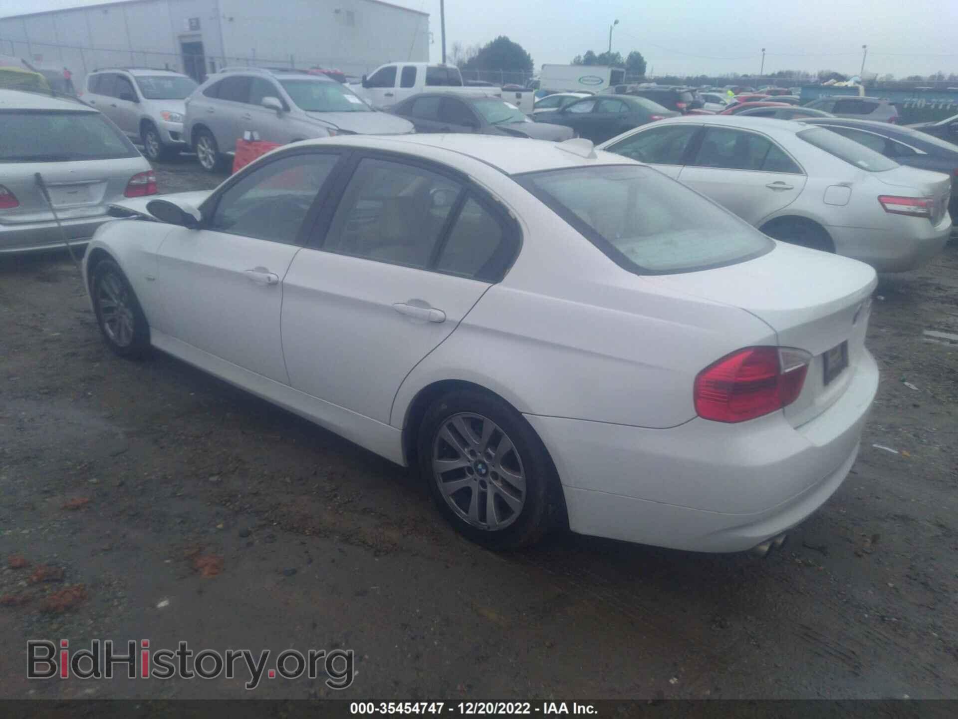2007 BMW 3 SERIES - VIN: WBAVA33547P140076 - Фото 3