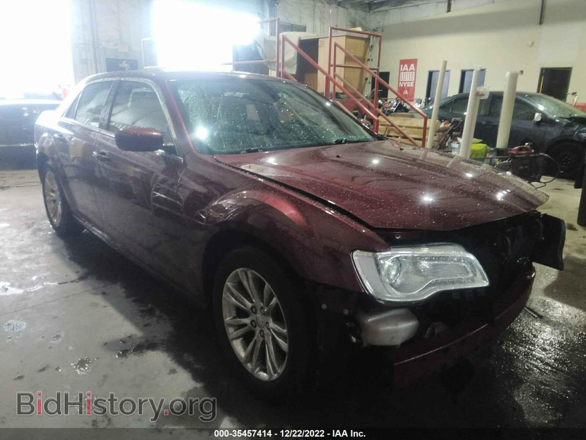 Фотография 2C3CCAAG8KH548093 - CHRYSLER 300 2019