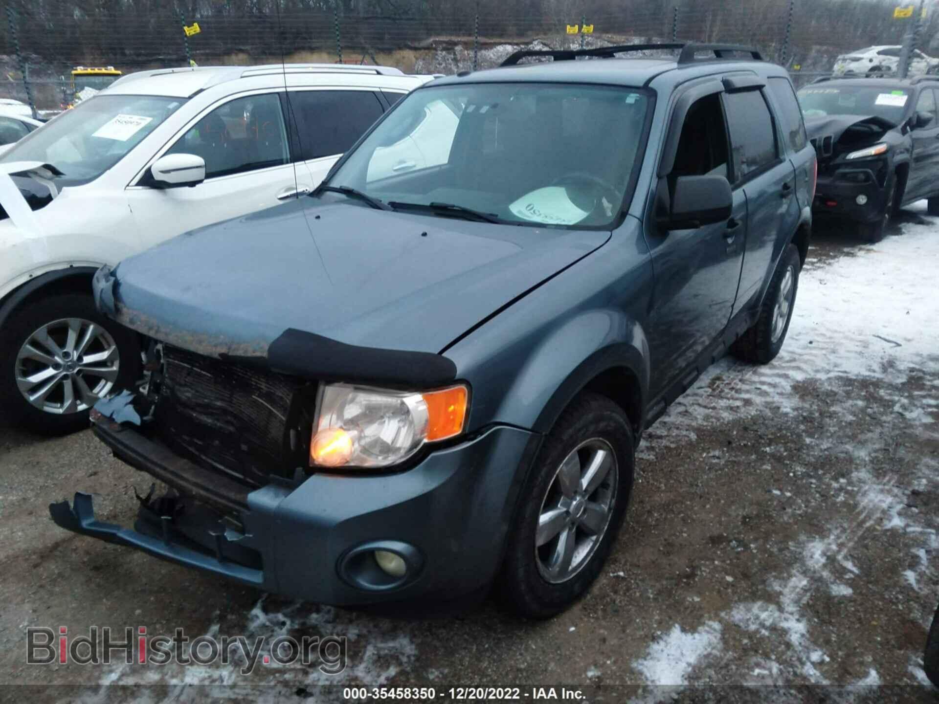 2011 FORD ESCAPE - VIN: 1FMCU0D72BKA05258 - Фото 2