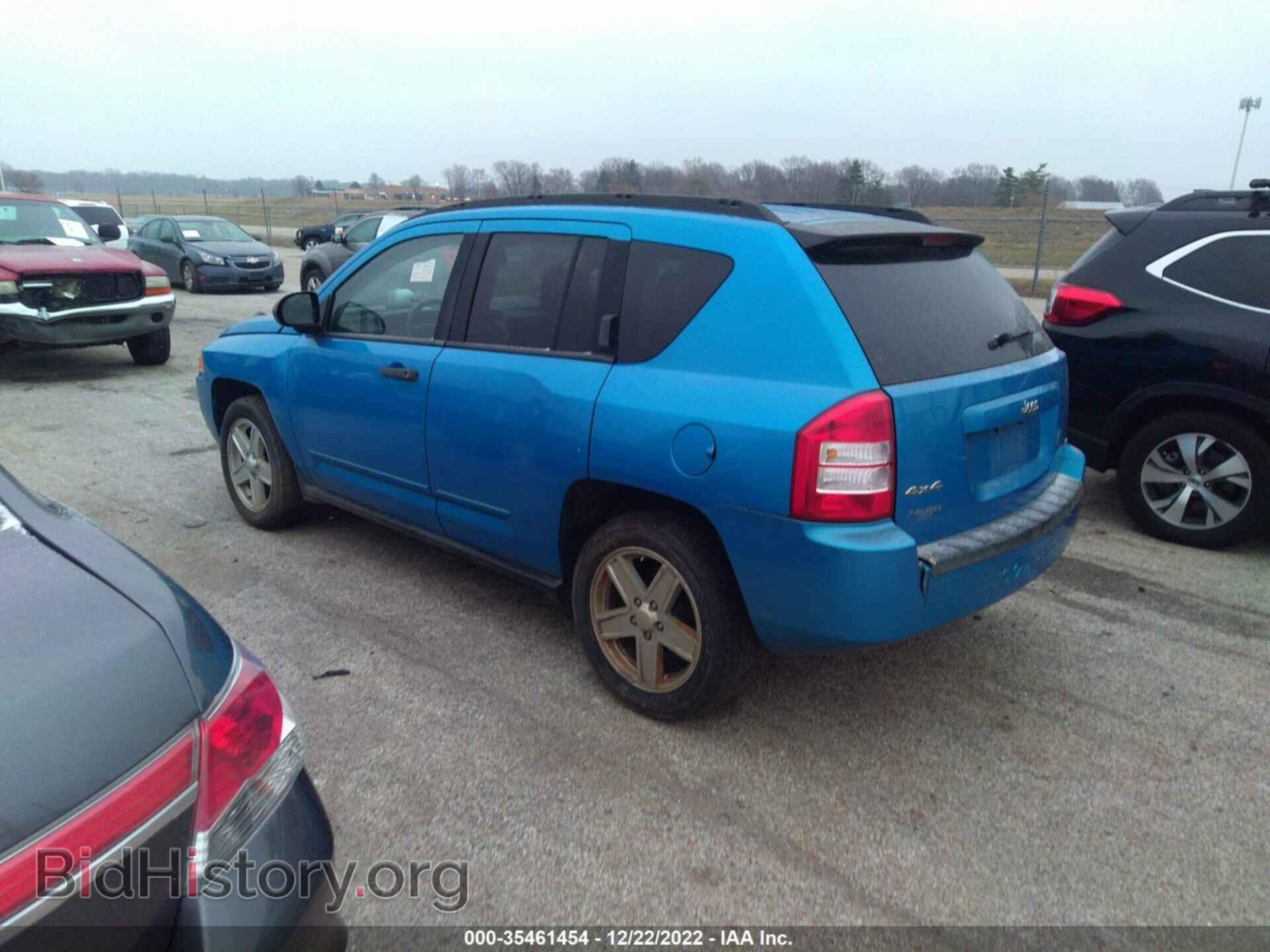 2008 JEEP COMPASS - VIN: 1J8FF47W08D693580 - Фото 3