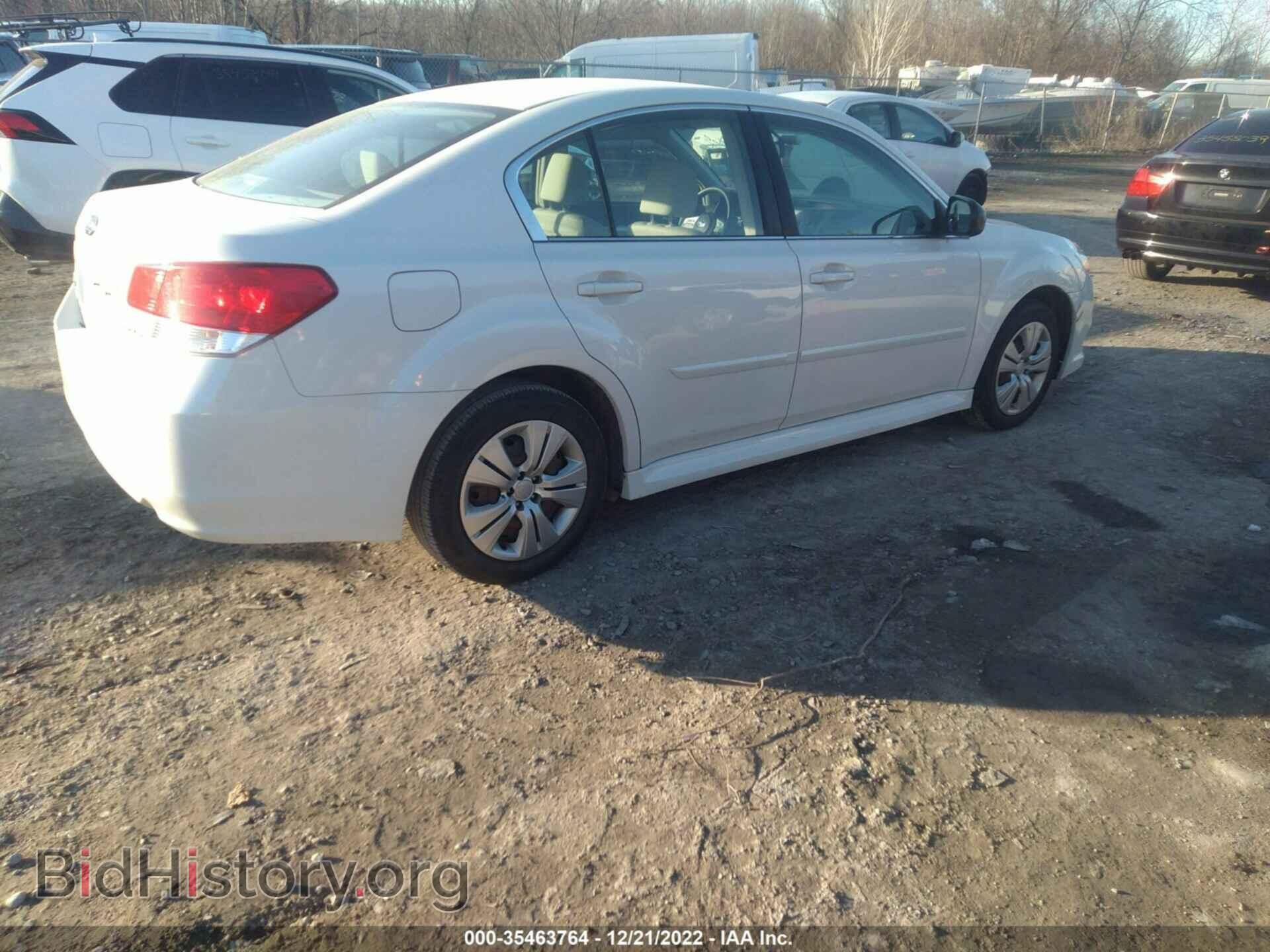 2011 SUBARU LEGACY - VIN: 4S3BMBA60B3264199 - Фото 4