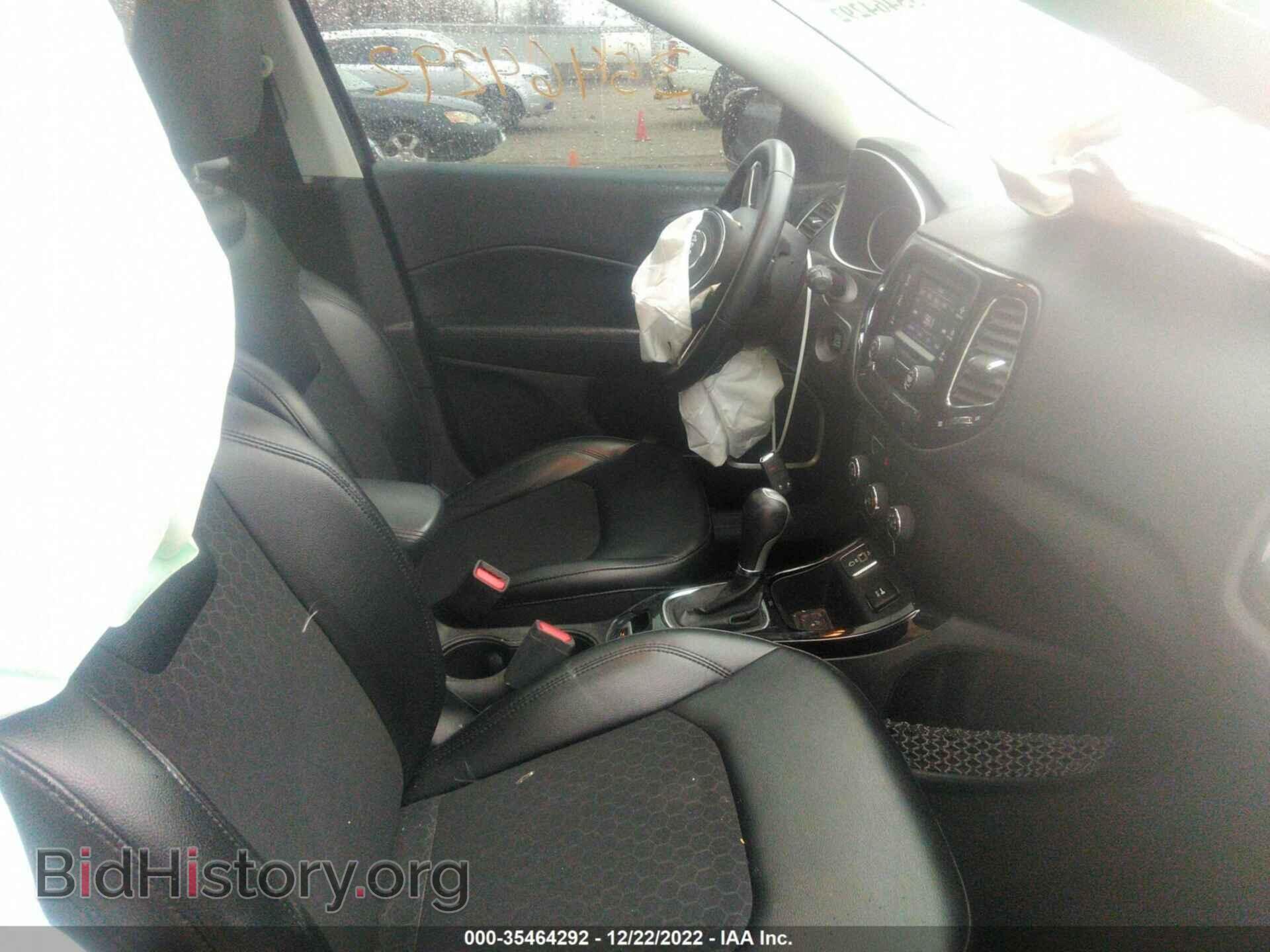 2018 JEEP COMPASS - VIN: 3C4NJCBB7JT327003 - Photo 5