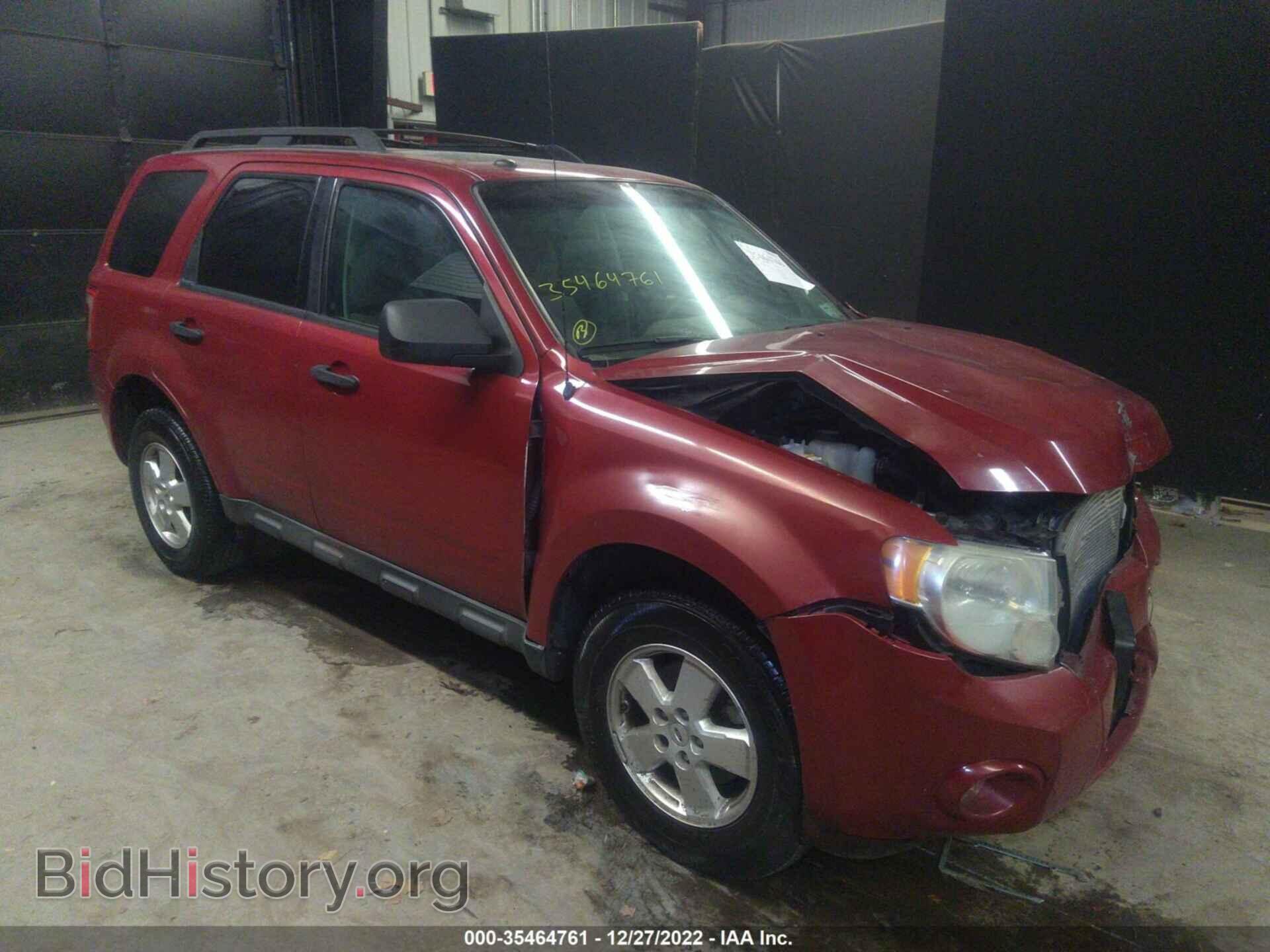 Photo 1FMCU0DG0BKB89082 - FORD ESCAPE 2011