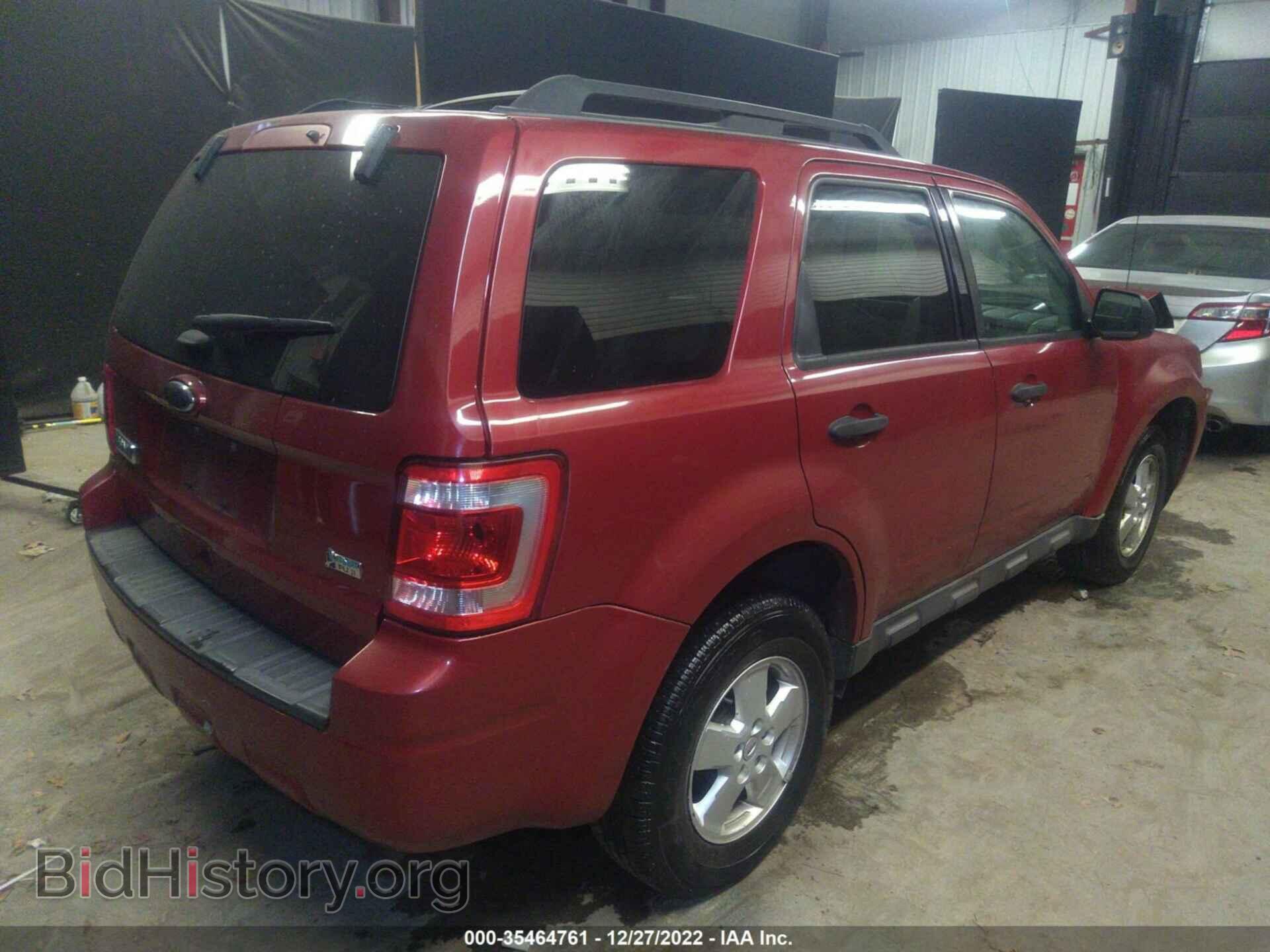 2011 FORD ESCAPE - VIN: 1FMCU0DG0BKB89082 - Фото 4