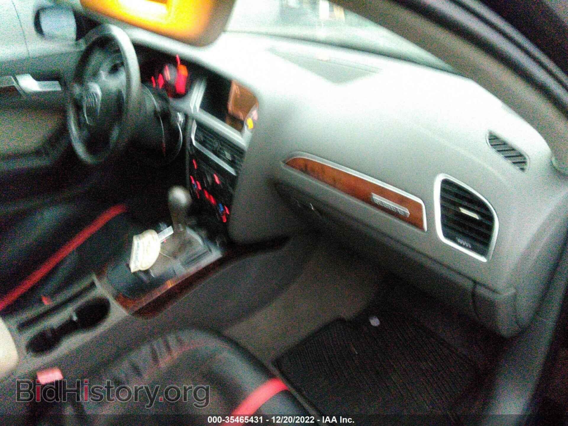 2011 AUDI A4 - VIN: WAUFFAFL0BN021756 - Фото 5