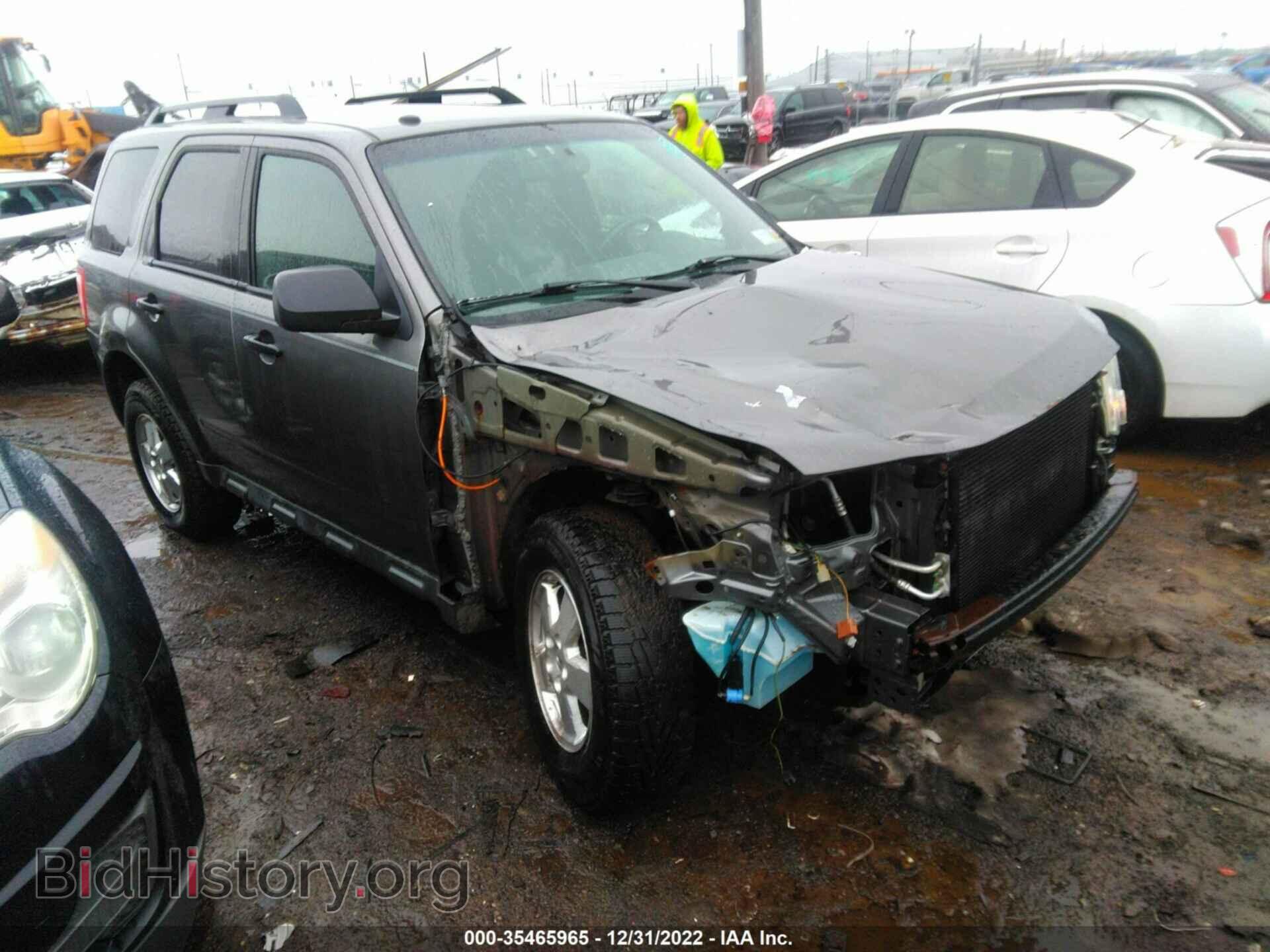 Фотография 1FMCU0D71BKC09551 - FORD ESCAPE 2011