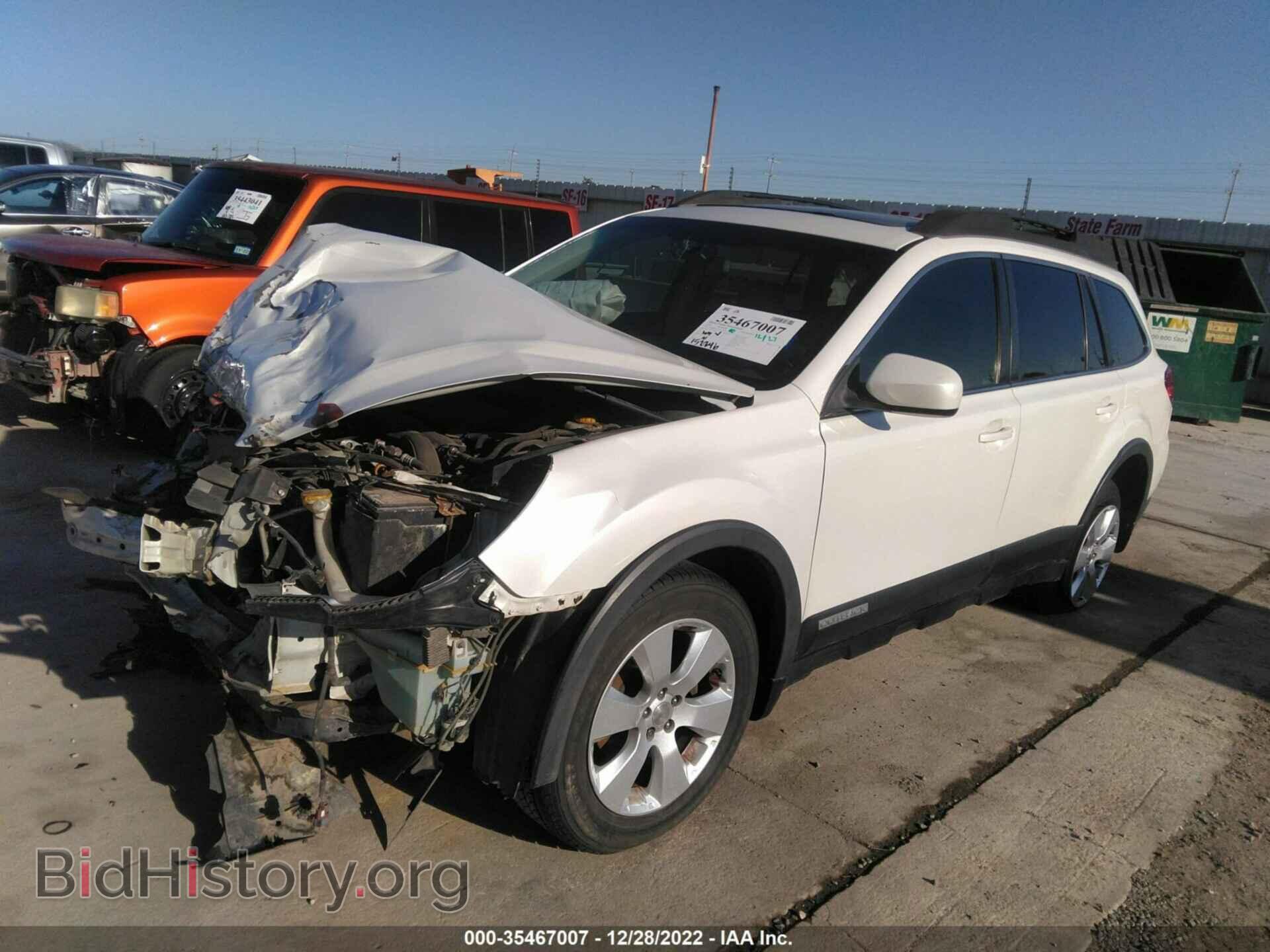 2011 SUBARU OUTBACK - VIN: 4S4BRCLC1B3414021 - Фото 2