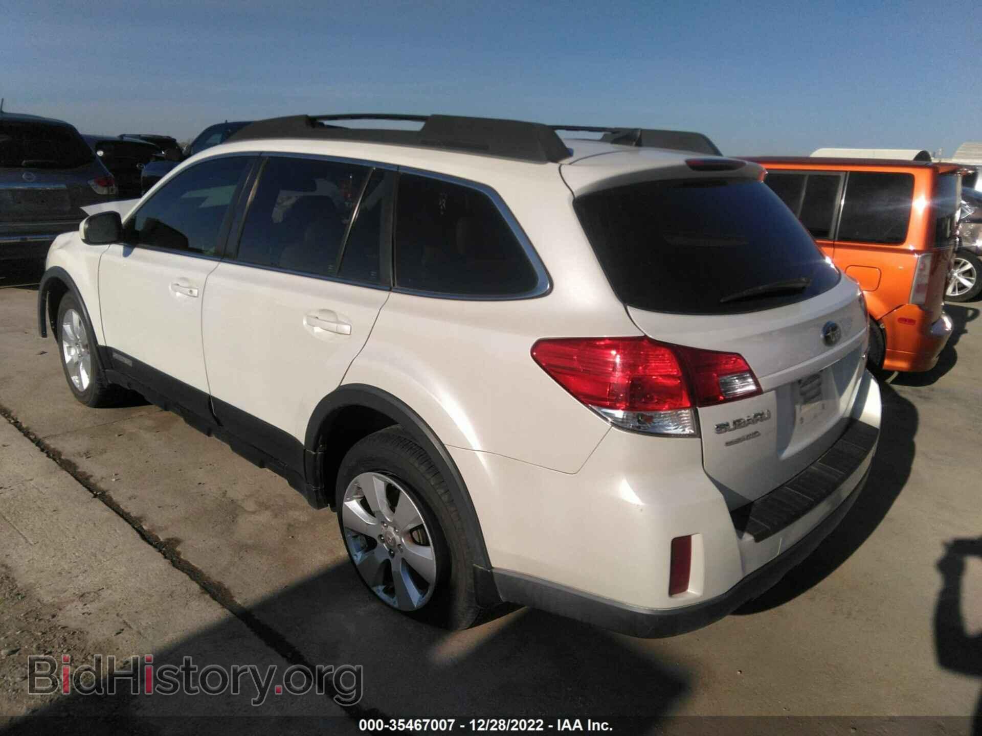 2011 SUBARU OUTBACK - VIN: 4S4BRCLC1B3414021 - Фото 3