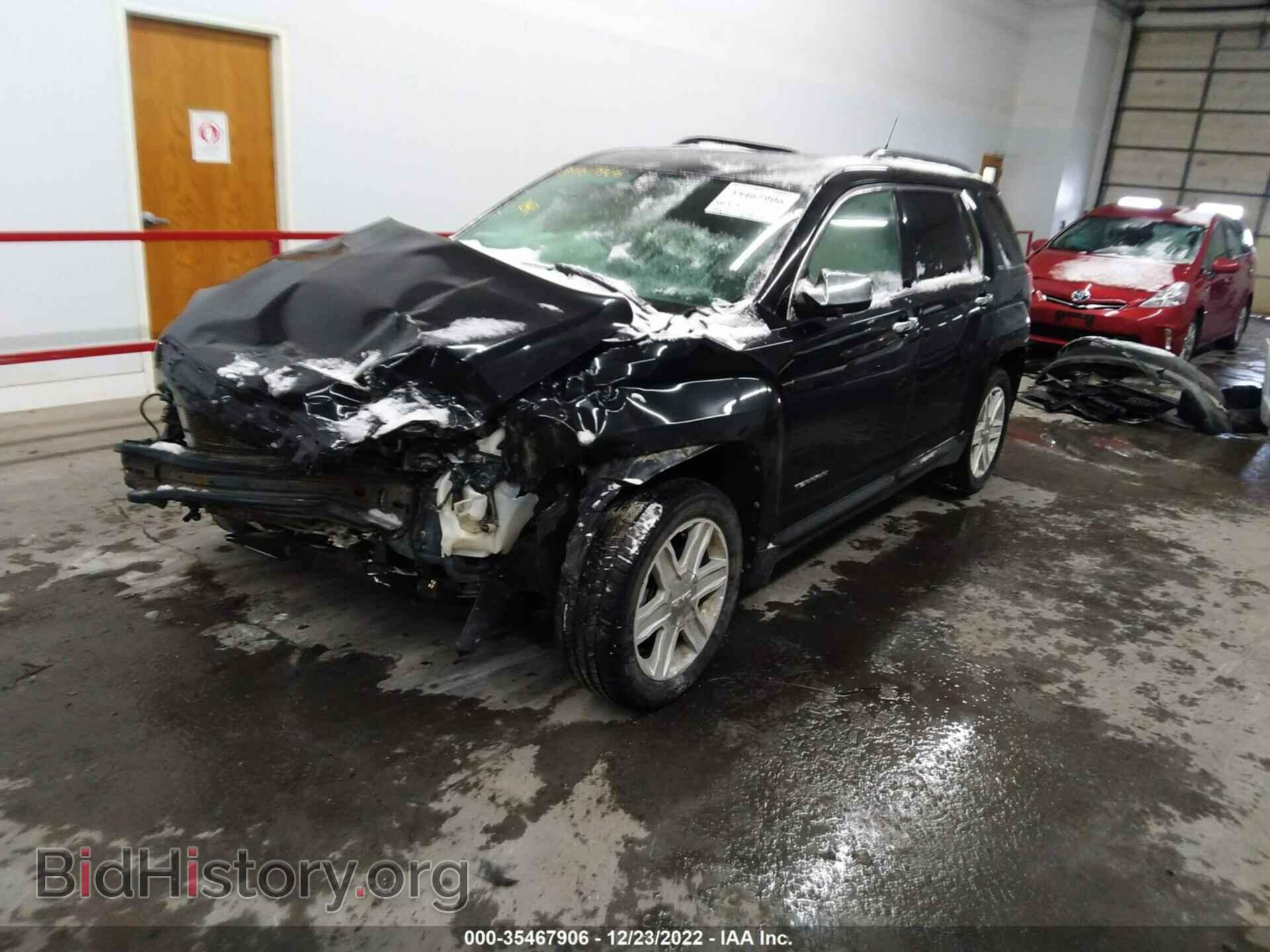 2011 GMC TERRAIN - VIN: 2CTFLXEC1B6465611 - Photo 2
