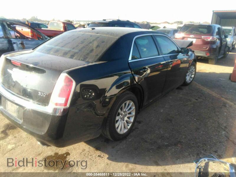 2012 Chrysler 300 (VIN 2C3CCAAG2CH144515) — photo 4 of 12