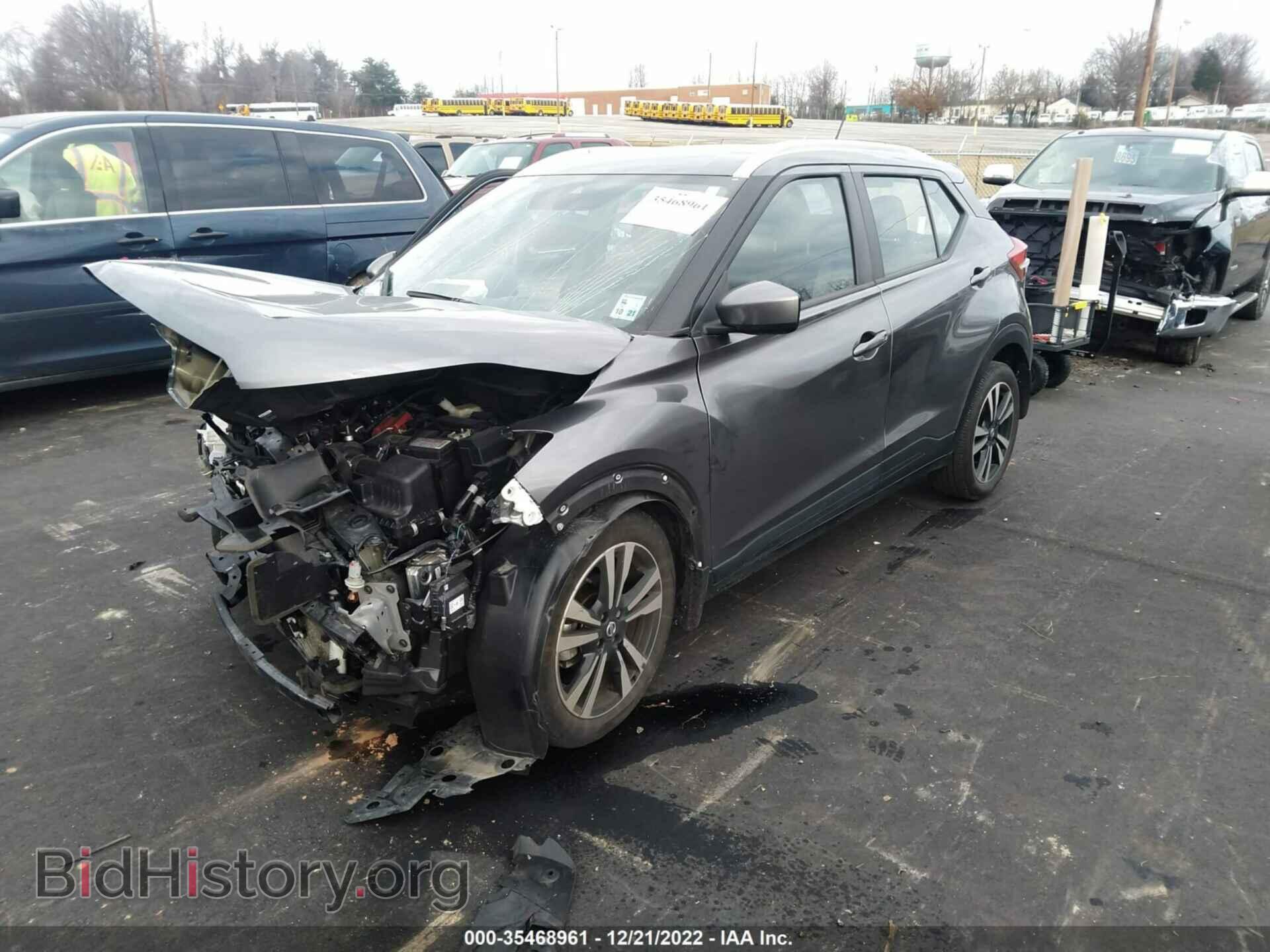 2020 NISSAN KICKS - VIN: 3N1CP5CV0LL524577 - Фото 2