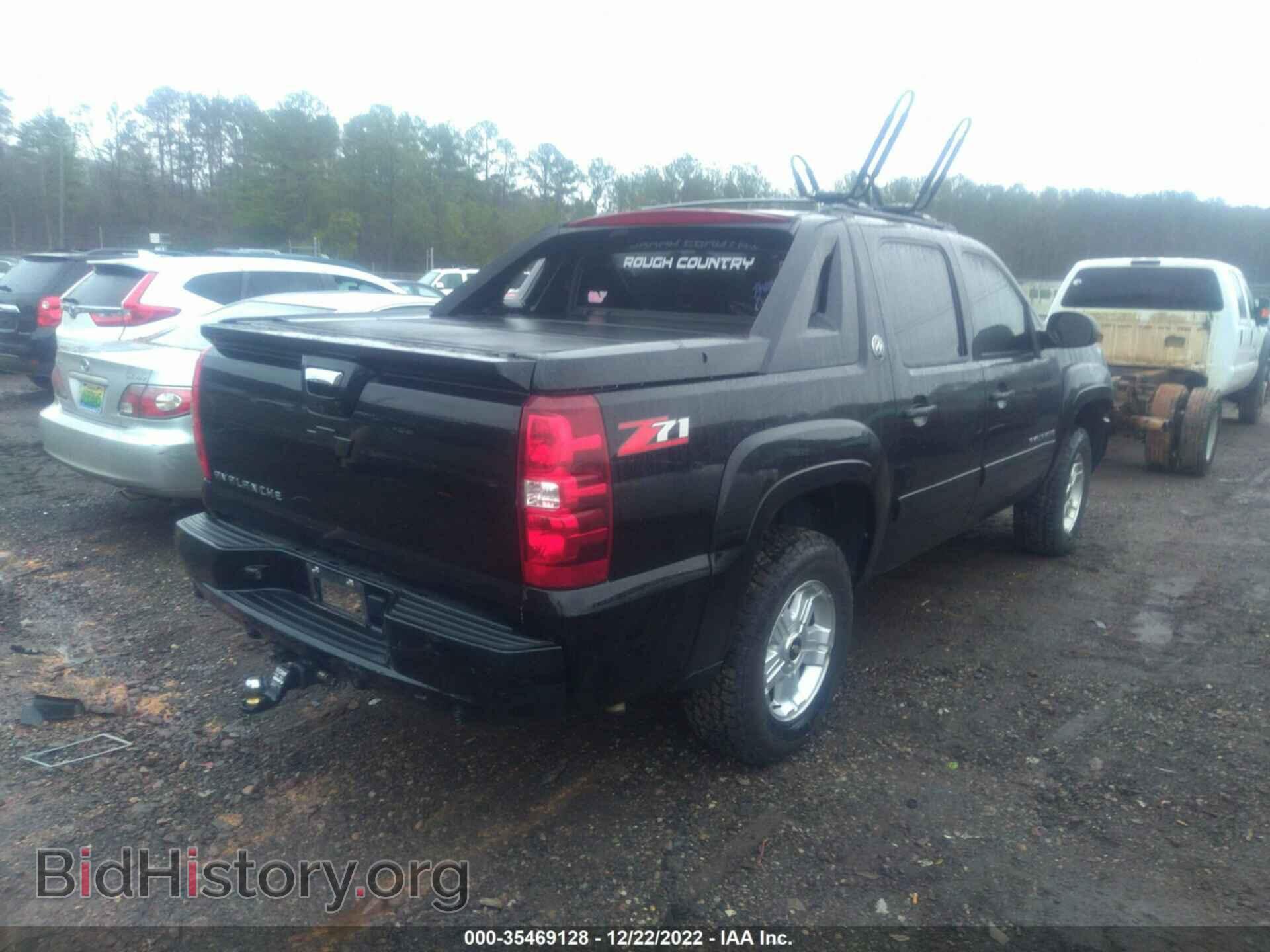 2013 CHEVROLET AVALANCHE - VIN: 3GNMCFE09DG242640 - Фото 4