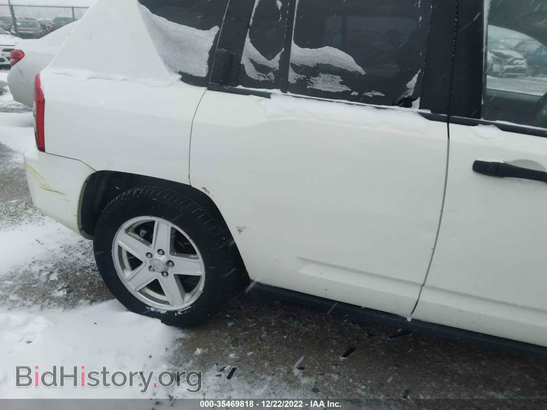 2007 JEEP COMPASS - VIN: 1J8FT47WX7D260355 - Фото 6