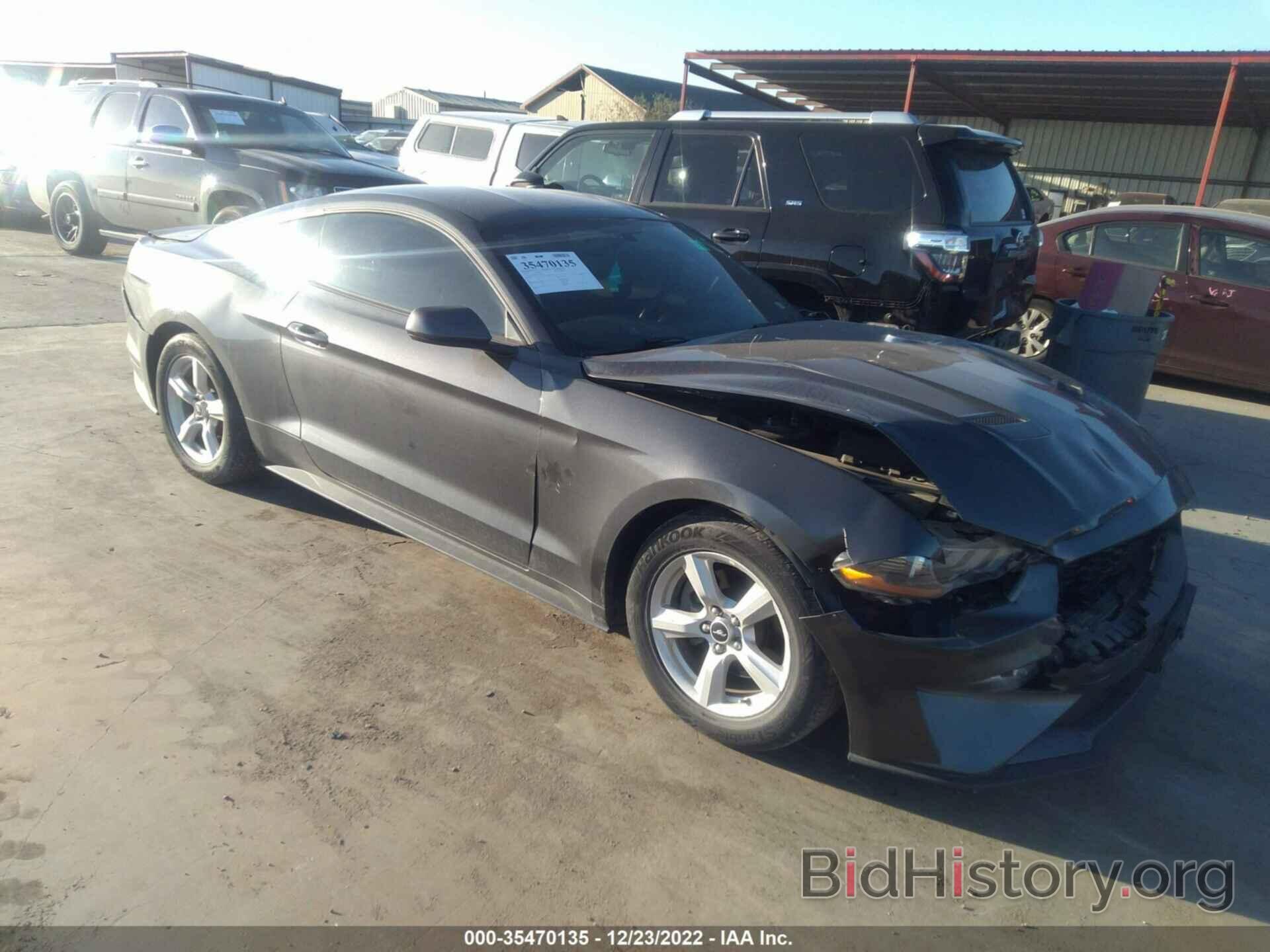Photo 1FA6P8TH0J5184422 - FORD MUSTANG 2018