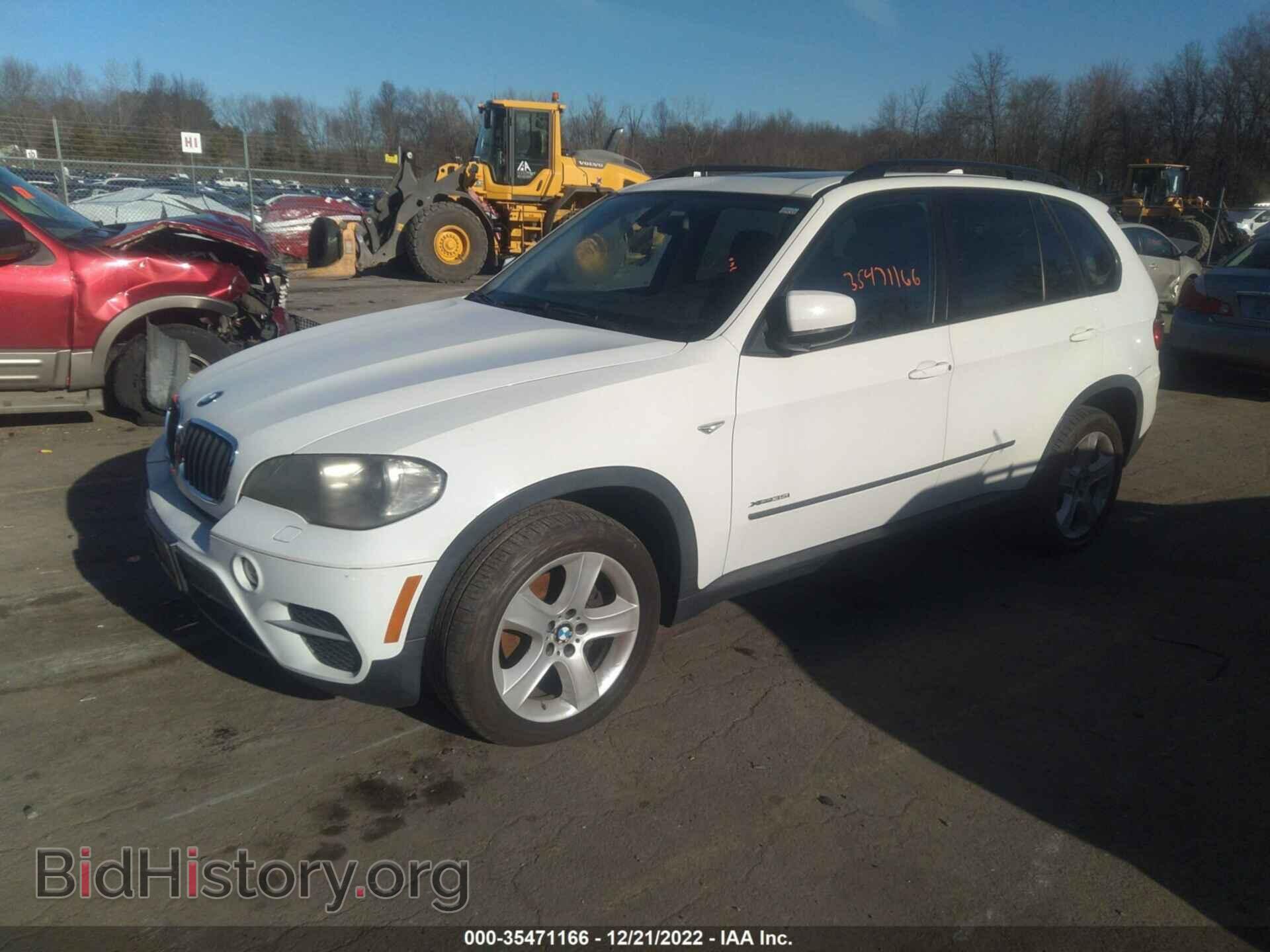 2011 BMW X5 - VIN: 5UXZV4C55BL408131 - Фото 2