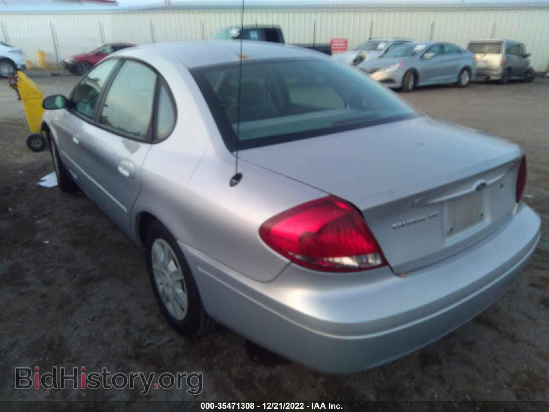 2007 FORD TAURUS - VIN: 1FAFP53U57A168065 - Фото 3
