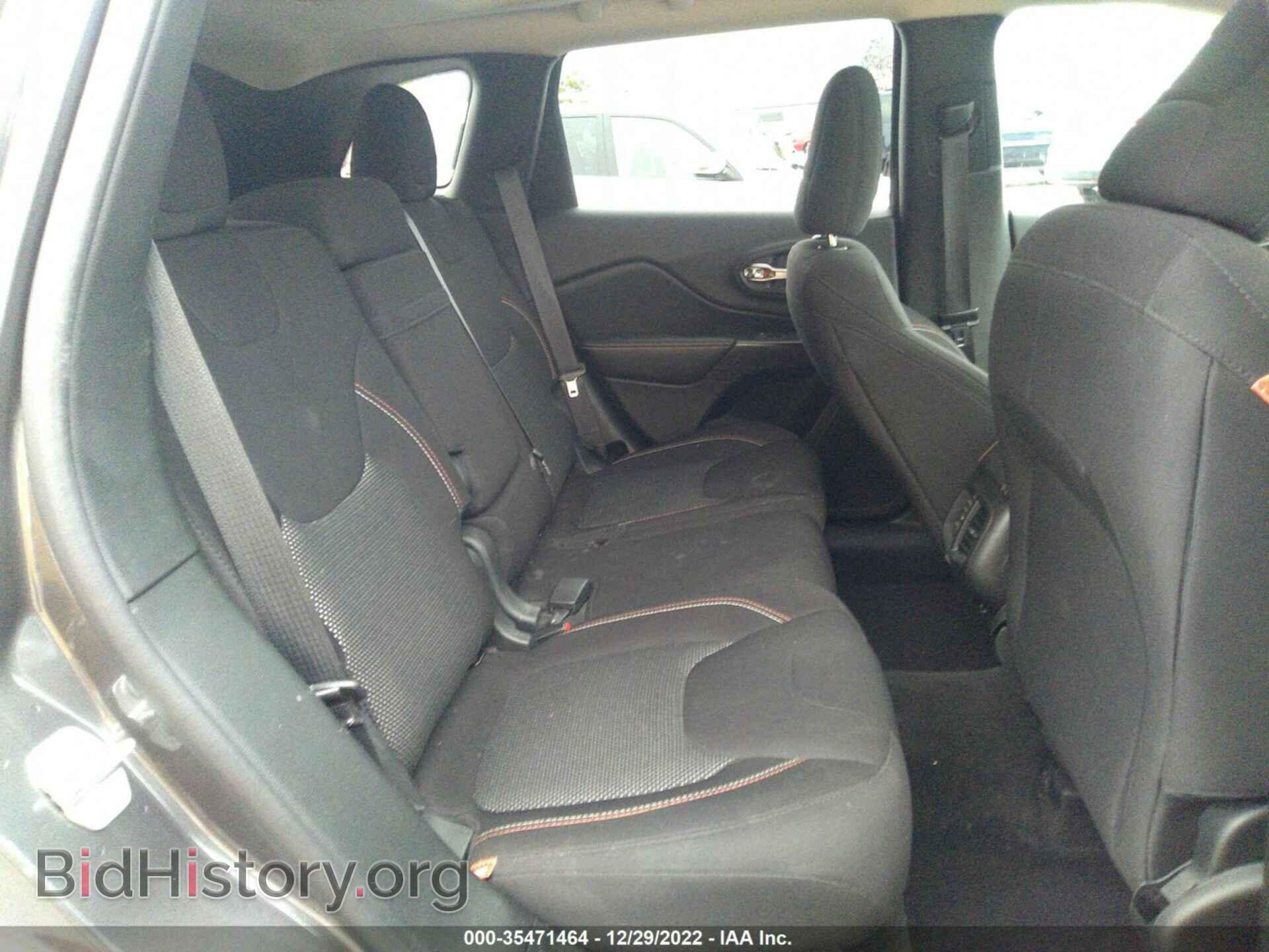 2016 JEEP CHEROKEE - VIN: 1C4PJLCS3GW281132 - Фото 8