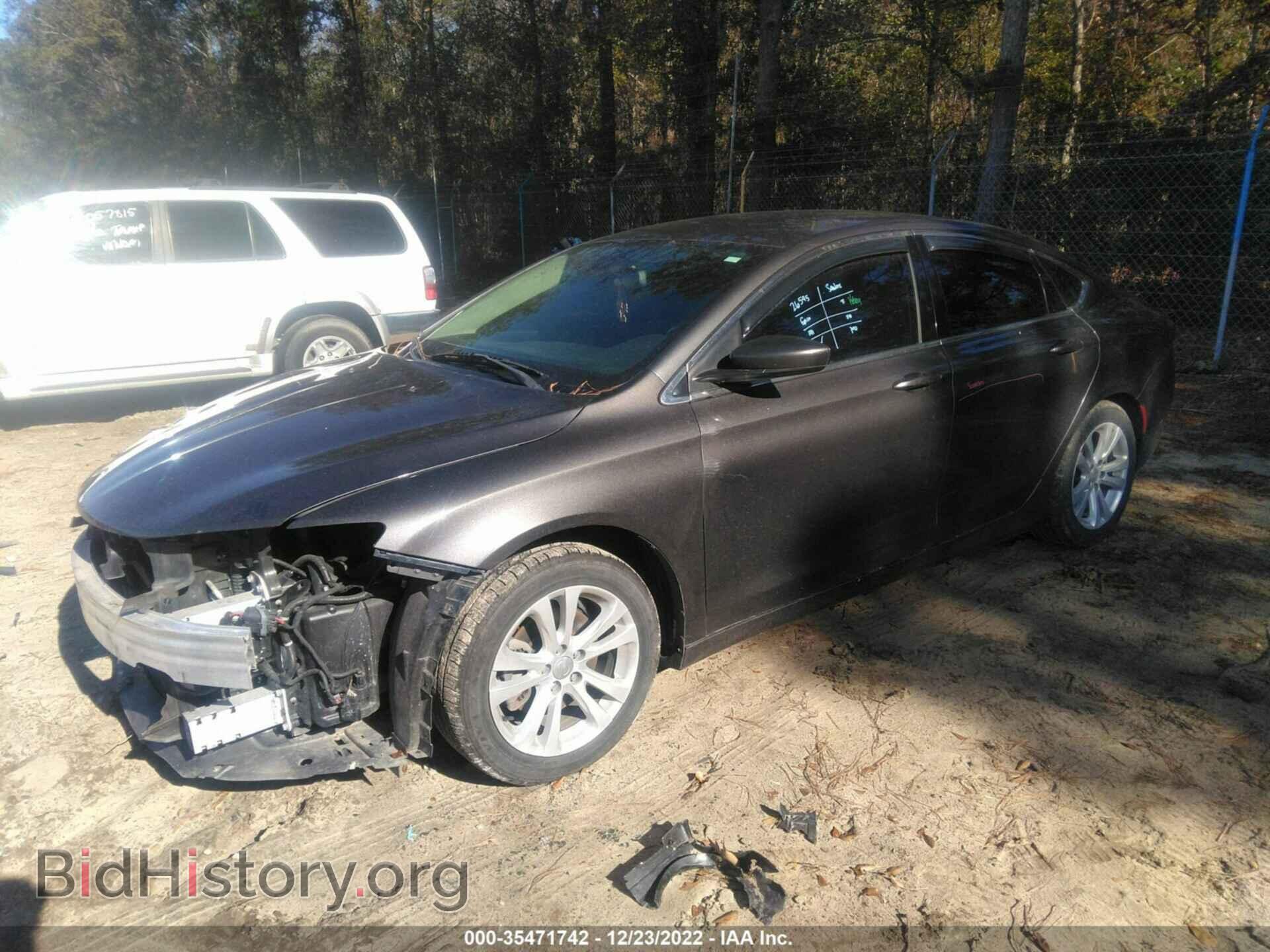 2015 CHRYSLER 200 - VIN: 1C3CCCAB4FN596123 - Photo 2
