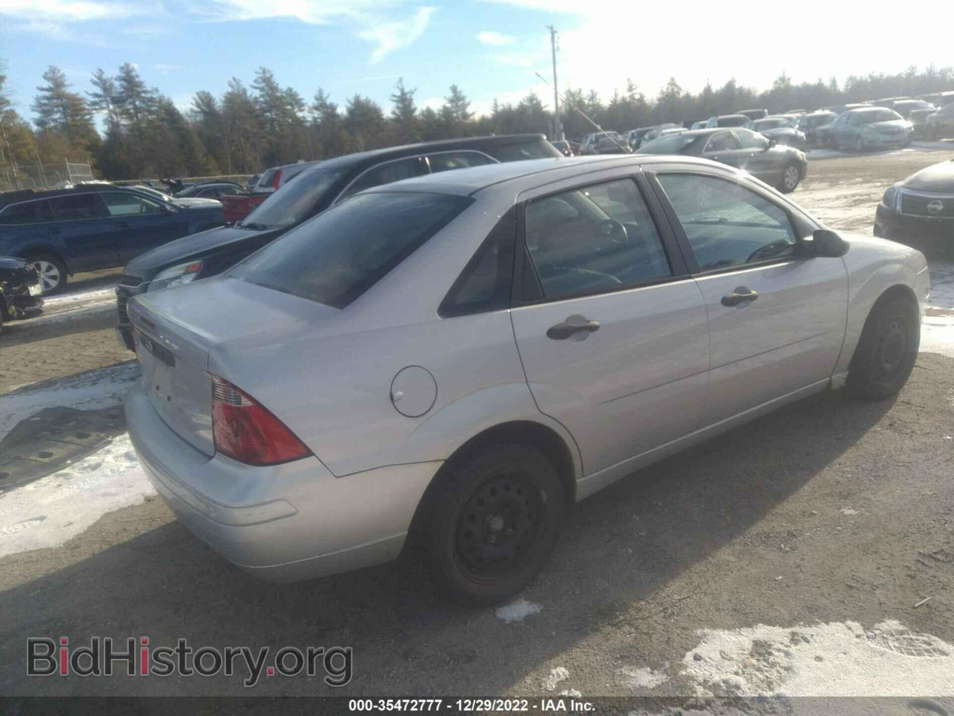 2007 FORD FOCUS - VIN: 1FAFP34N87W287159 - Фото 4
