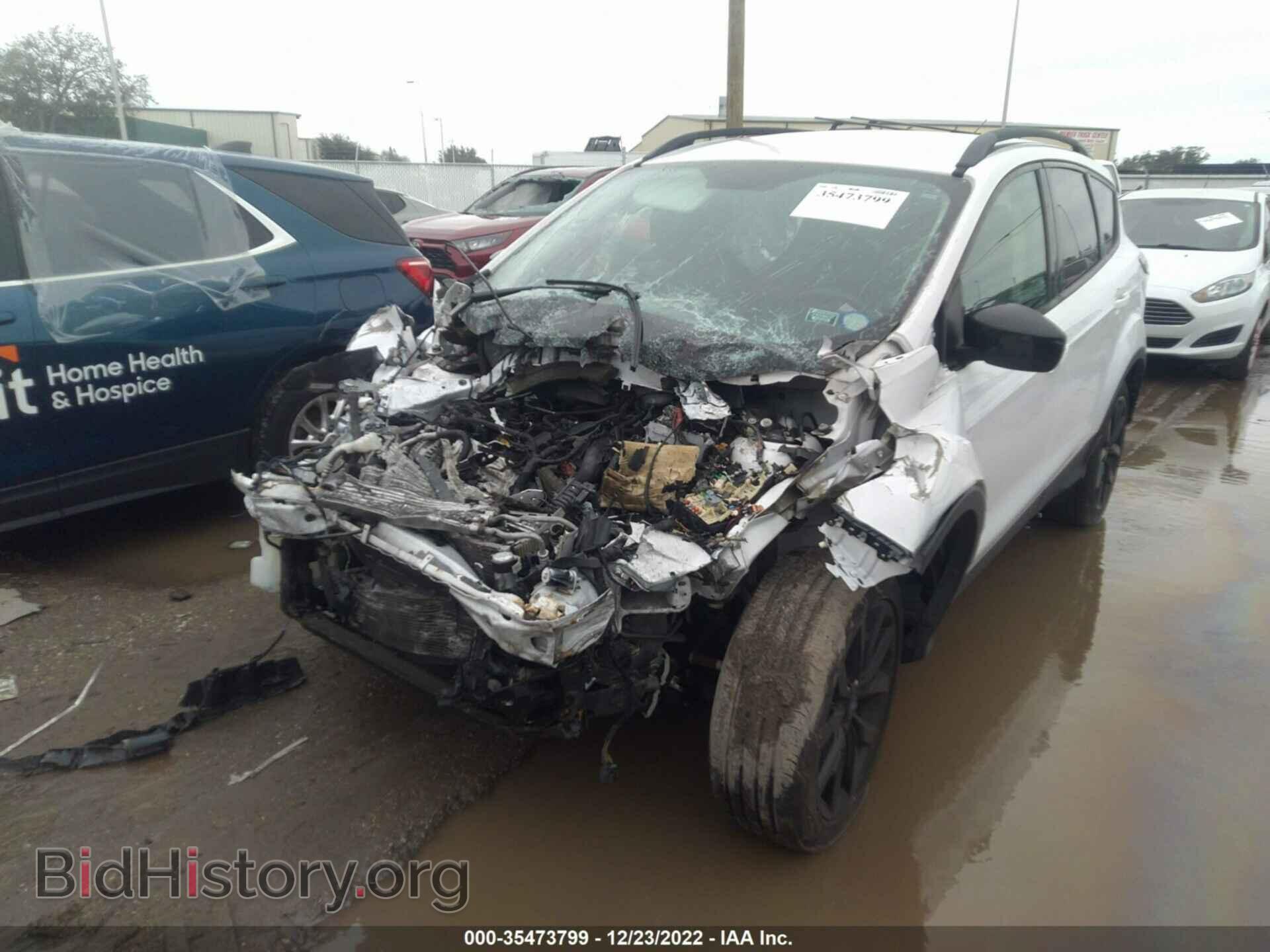 2017 FORD ESCAPE - VIN: 1FMCU0GD6HUC07227 - Фото 6