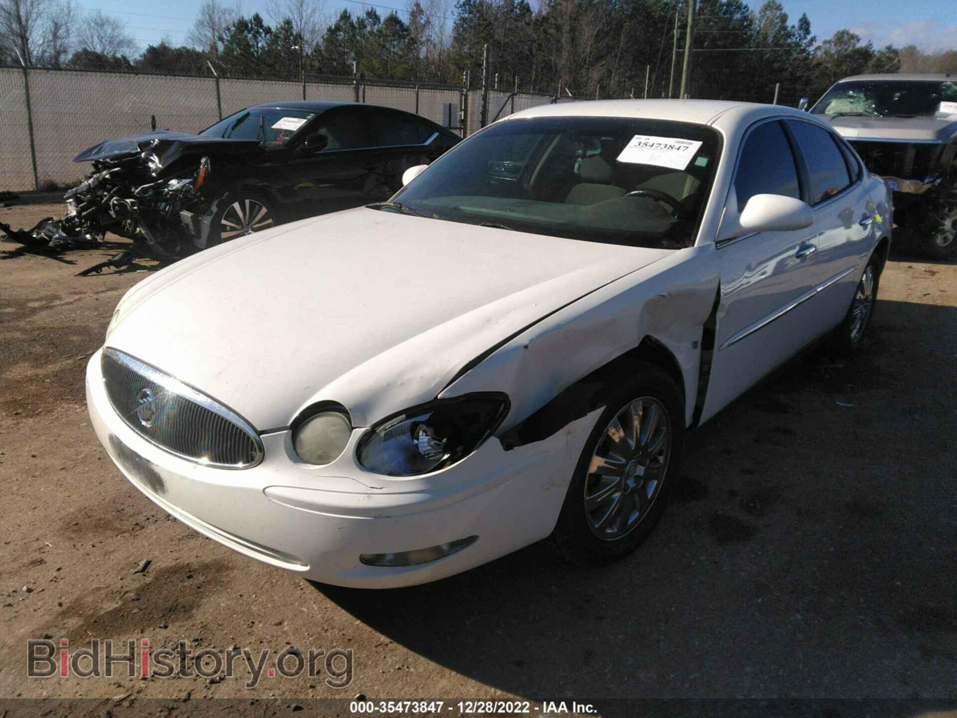 2008 BUICK LACROSSE - VIN: 2G4WC582081377458 - Photo 2
