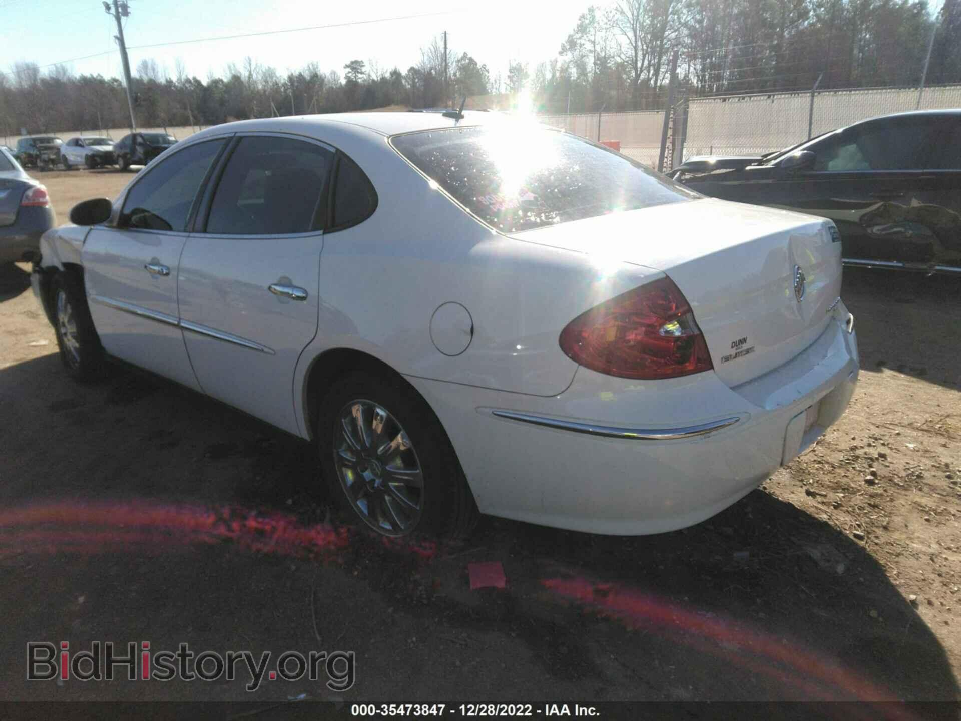 2008 BUICK LACROSSE - VIN: 2G4WC582081377458 - Photo 3