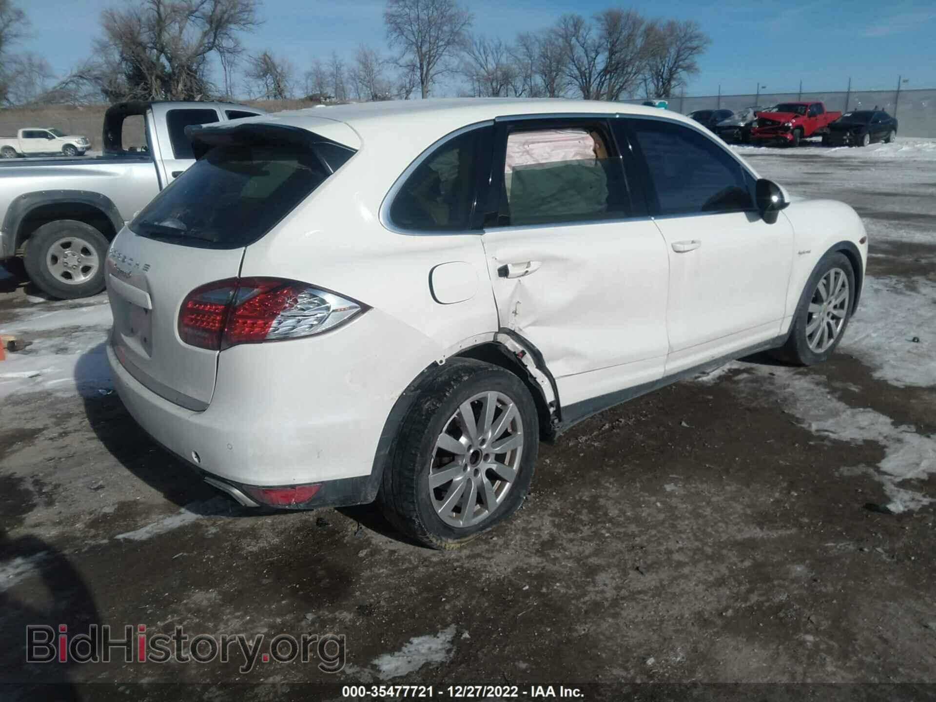 2011 PORSCHE CAYENNE - VIN: WP1AE2A28BLA91522 - Фото 4
