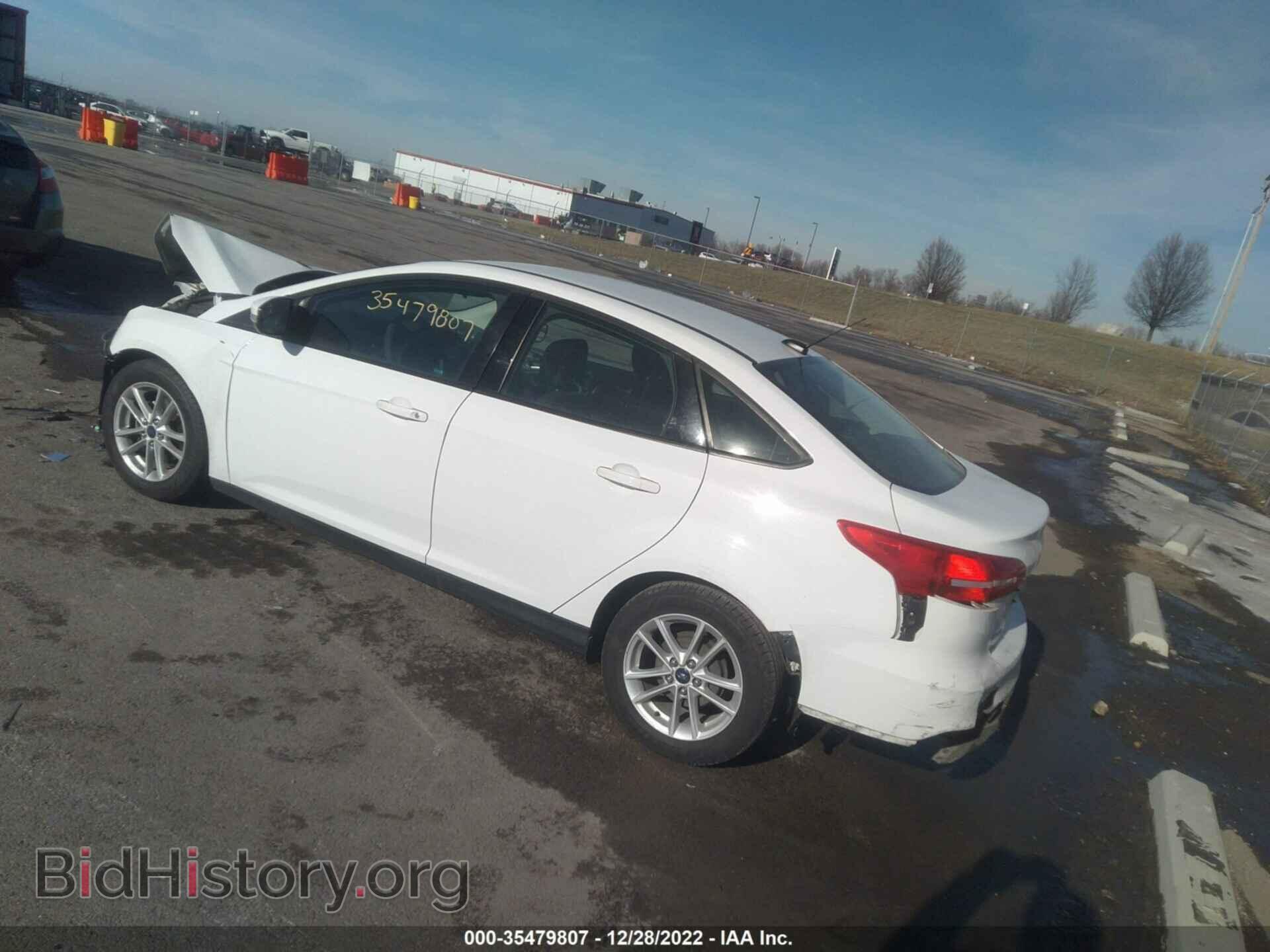 2017 FORD FOCUS - VIN: 1FADP3F20HL244898 - Фото 3