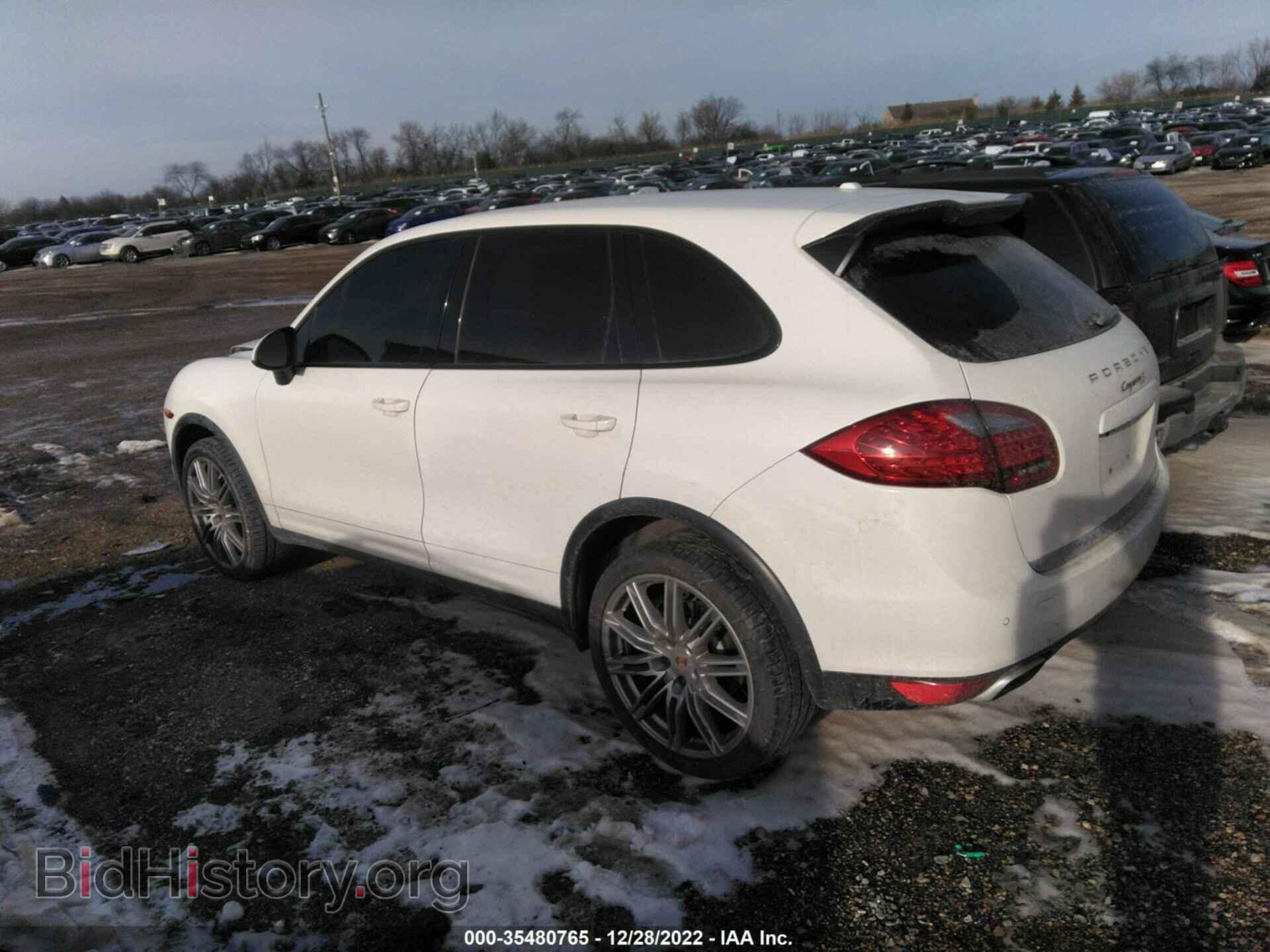 2011 PORSCHE CAYENNE - VIN: WP1AB2A27BLA48895 - Photo 3